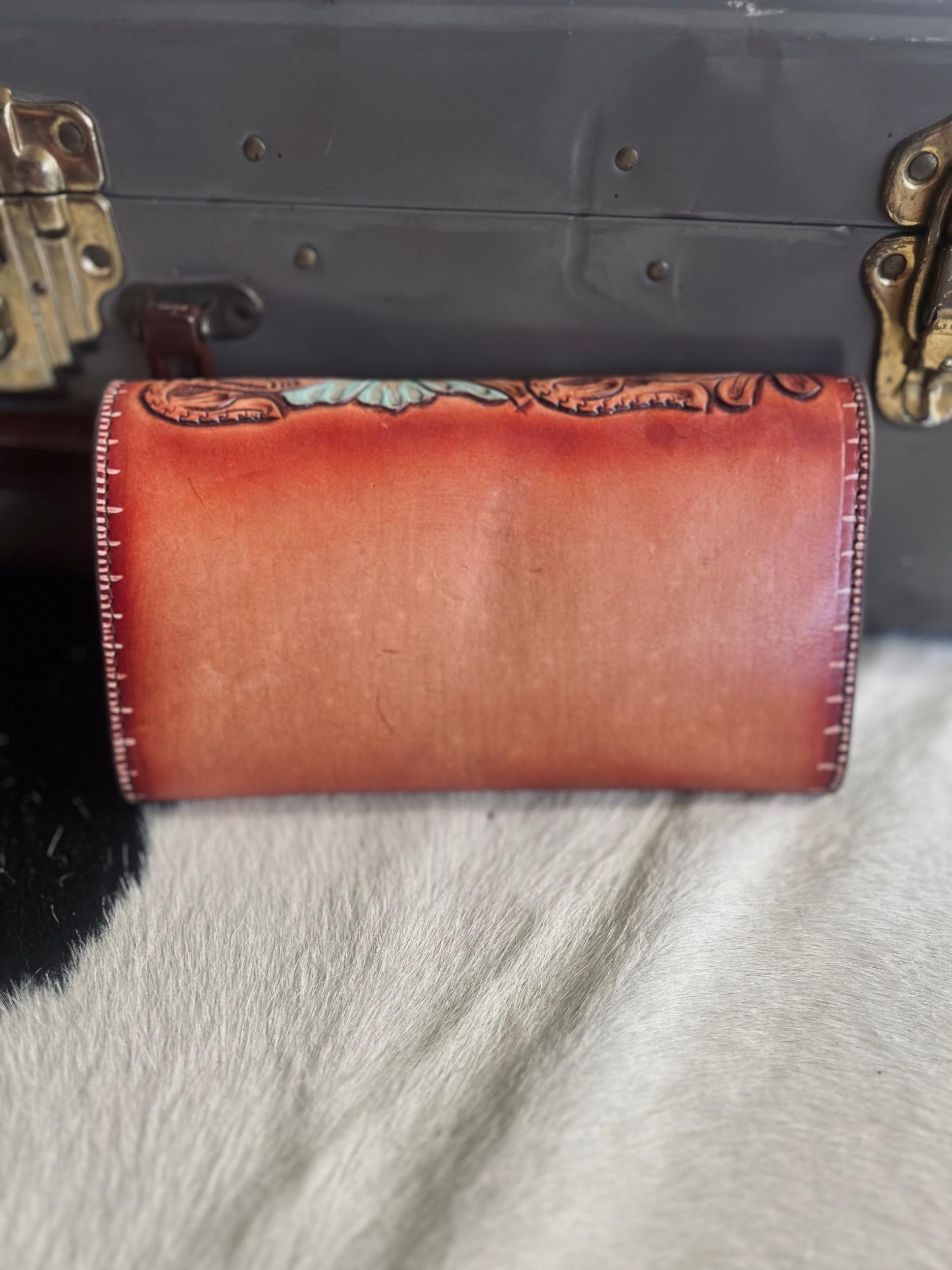 American Darling Desert Rose Wallet Crossbody Product Image