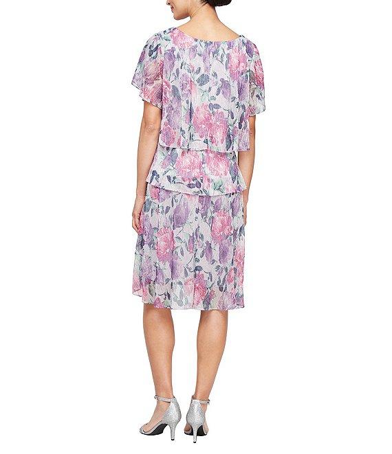 Ignite Evenings Bodre Floral Short Sleeve V-Neck Tiered Dress Product Image