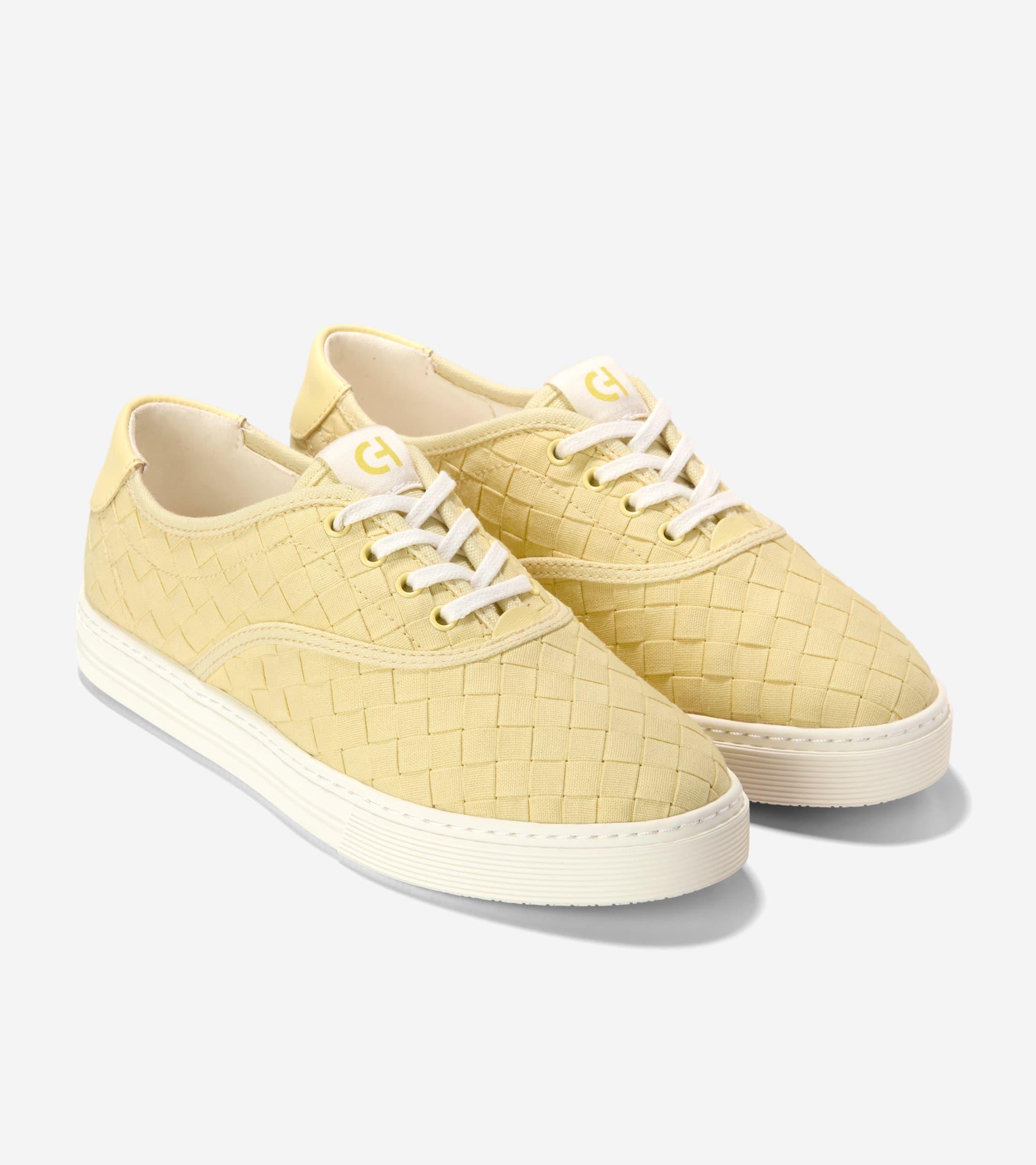 Women's Essential Soft Leather Tote Bag Product Image