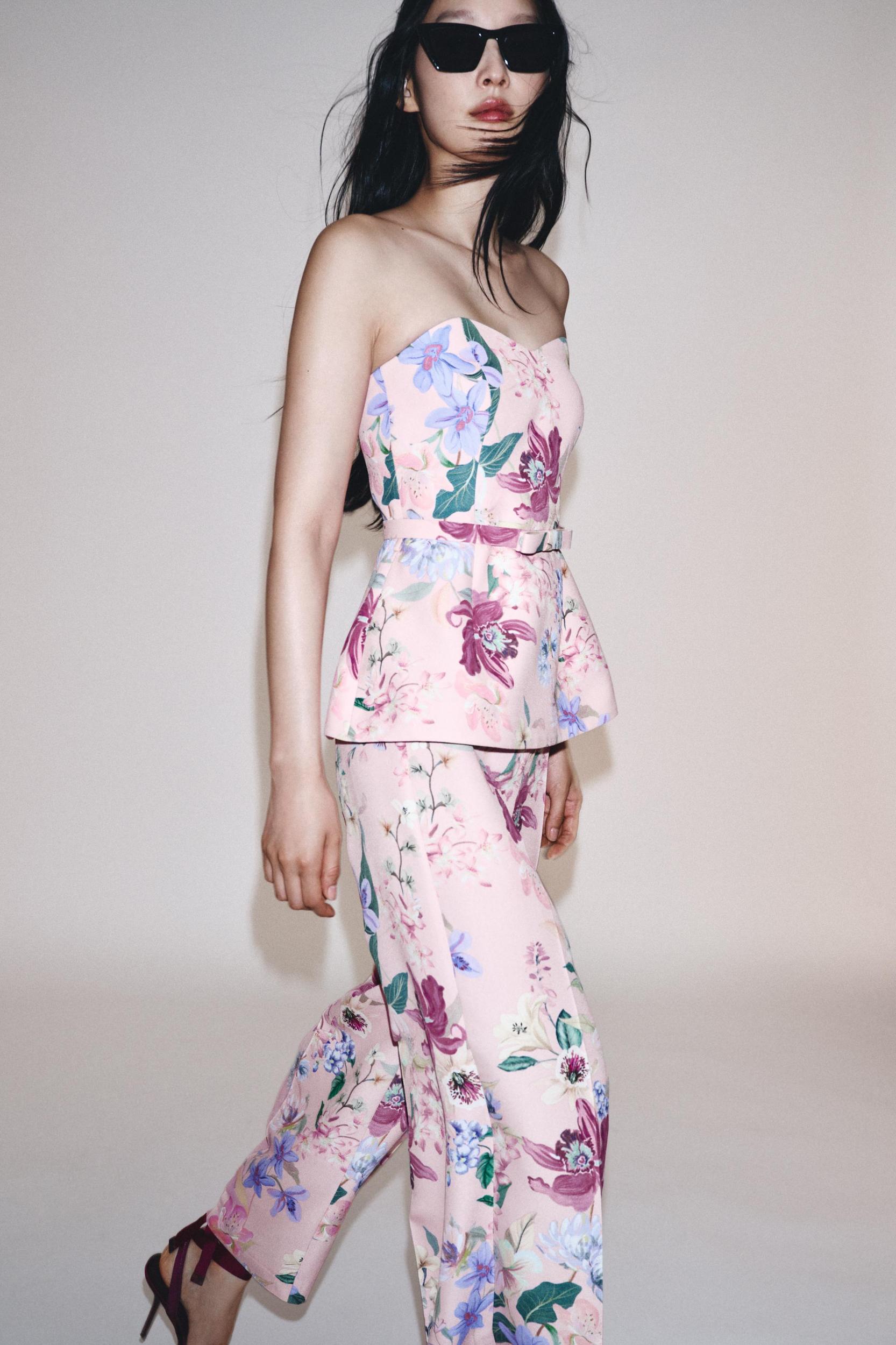 FLORAL PRINT PANTS Product Image