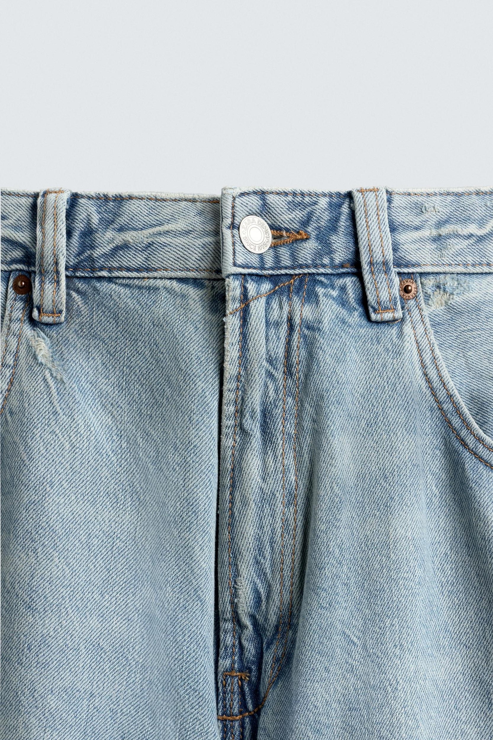 RIPPED BAGGY FIT JEANS Product Image