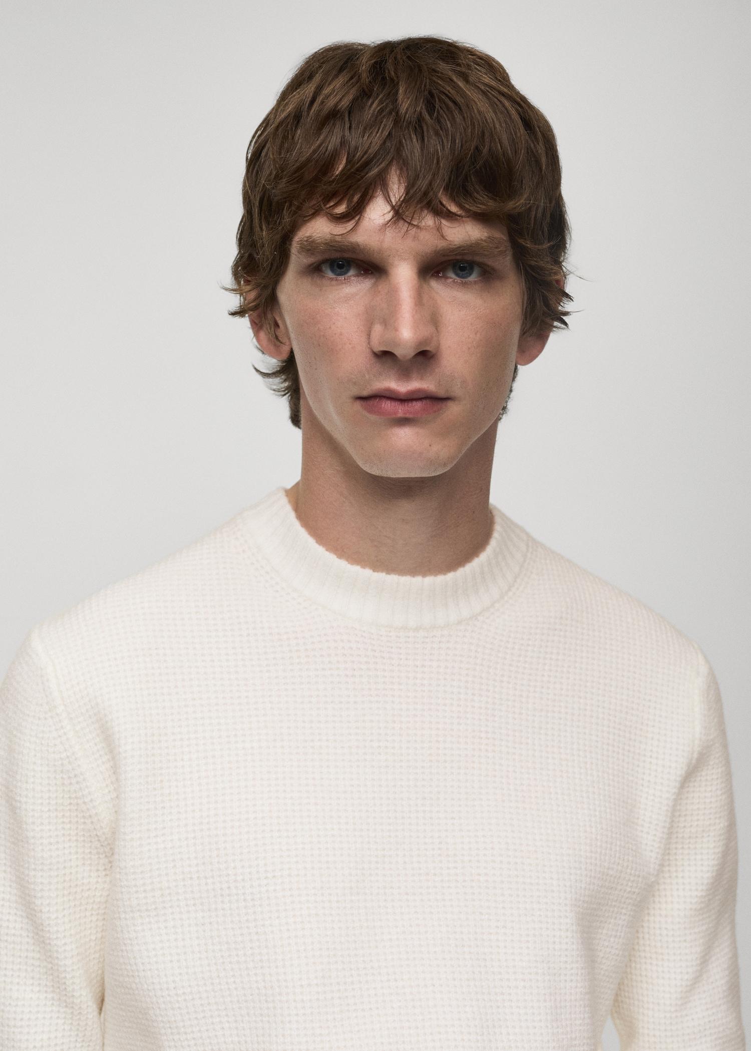 Knitted sweater with check structure - Men | MANGO USA Product Image