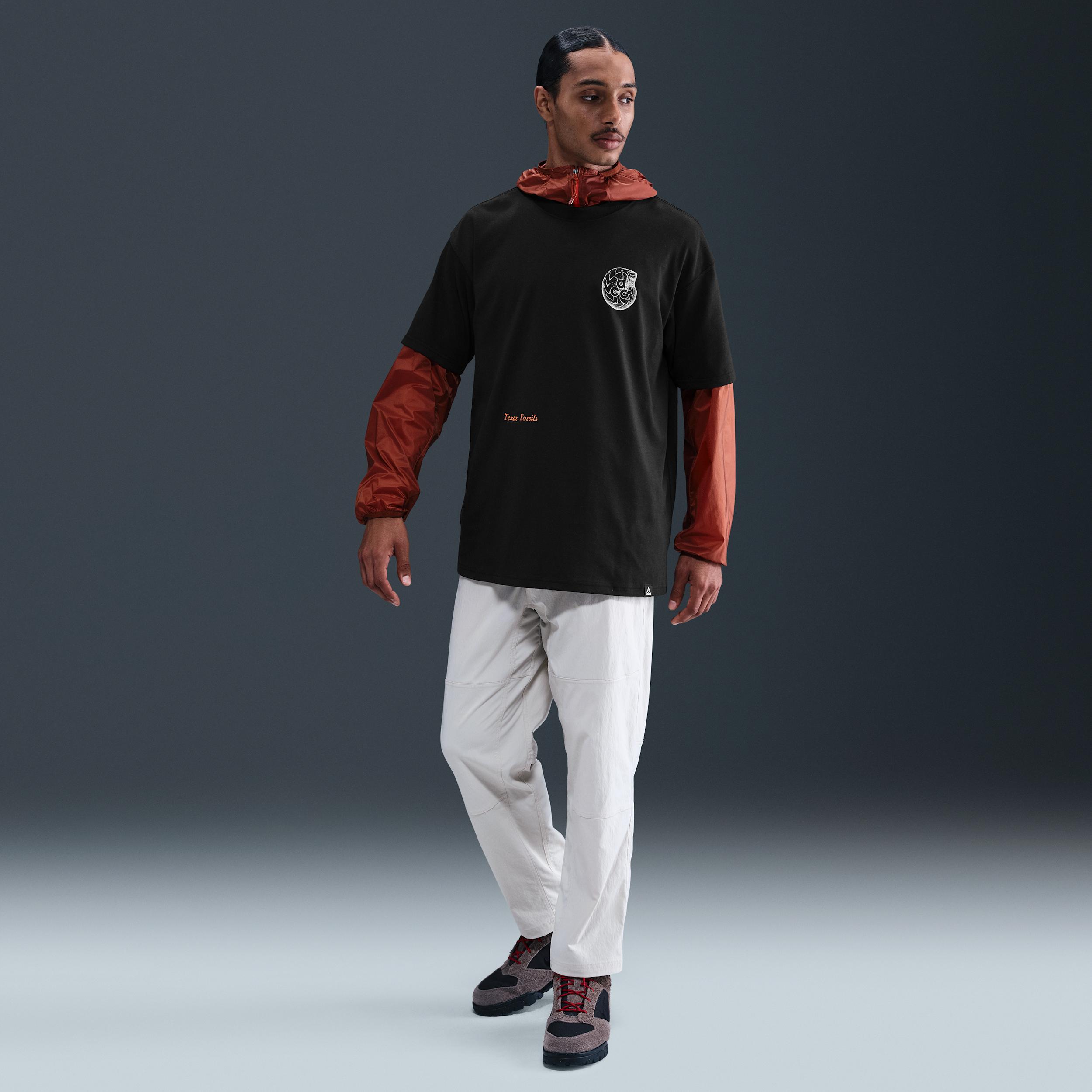 Mens Nike ACG T-Shirt | HV1296-010 Product Image