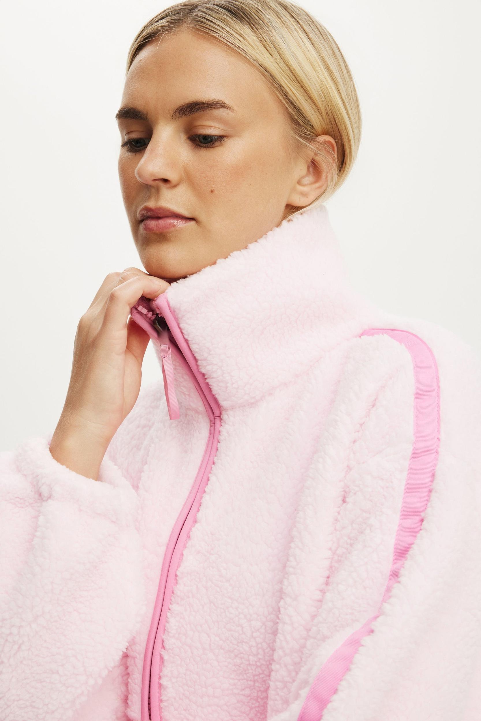 Trail Sherpa Jacket Product Image