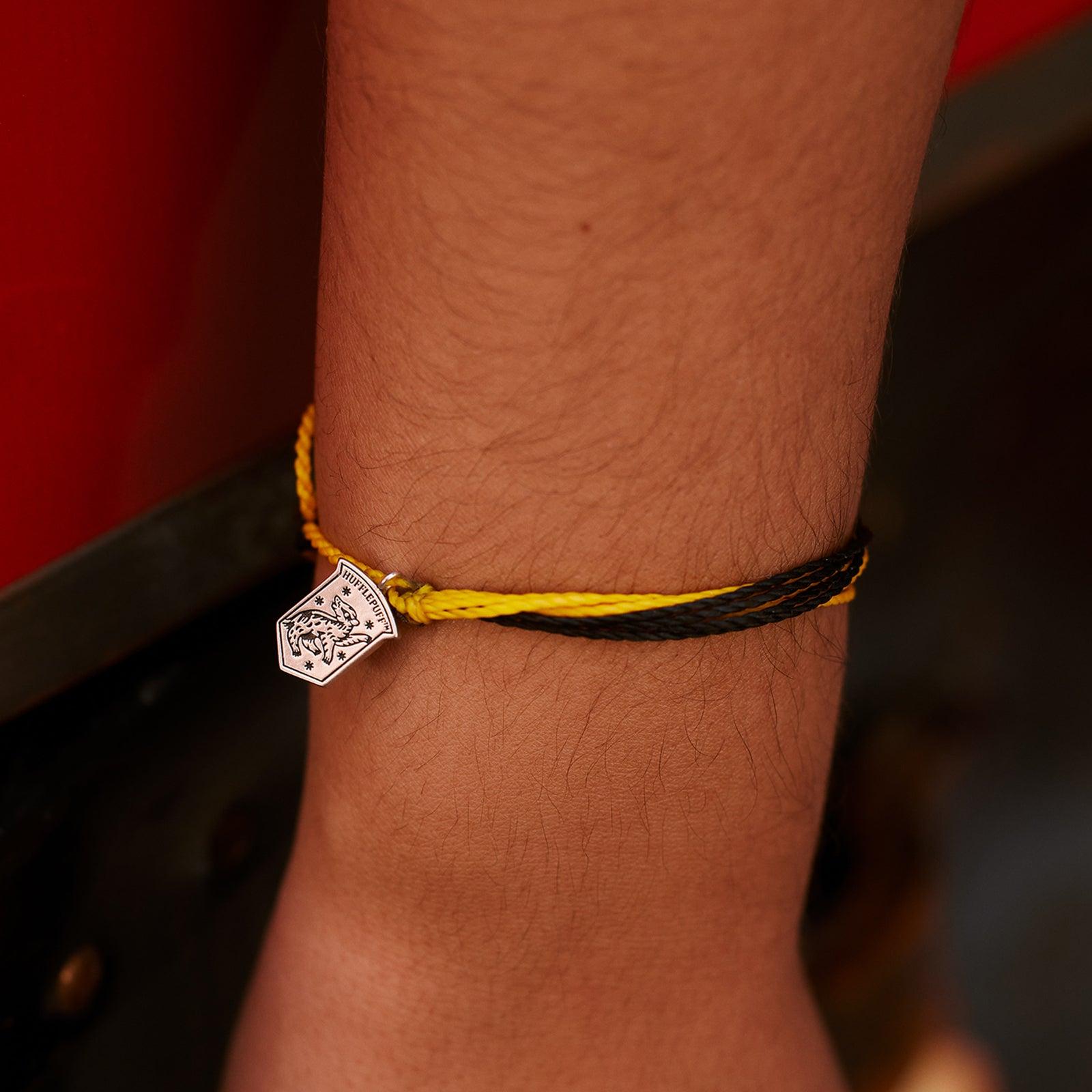 Original Gryffindor™ Charm Bracelet Male Product Image