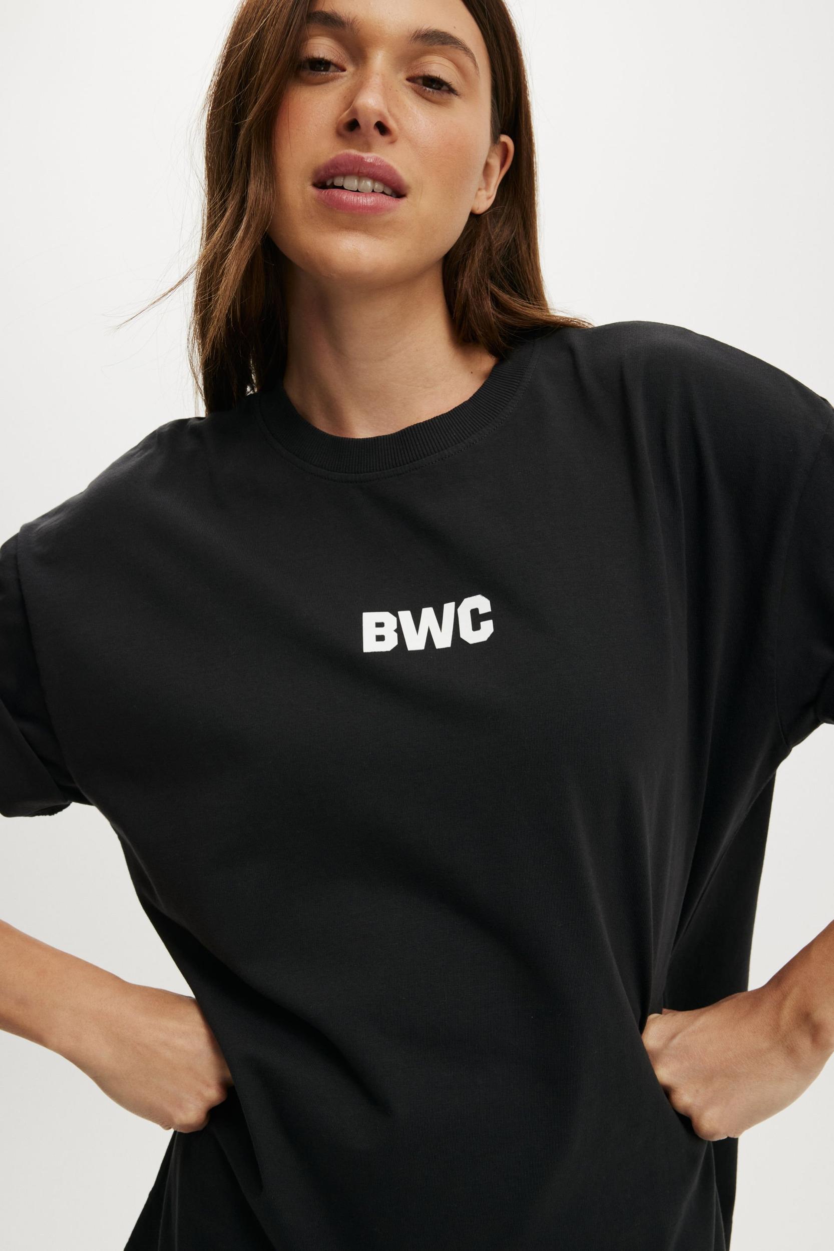 Active Graphic Tee Product Image