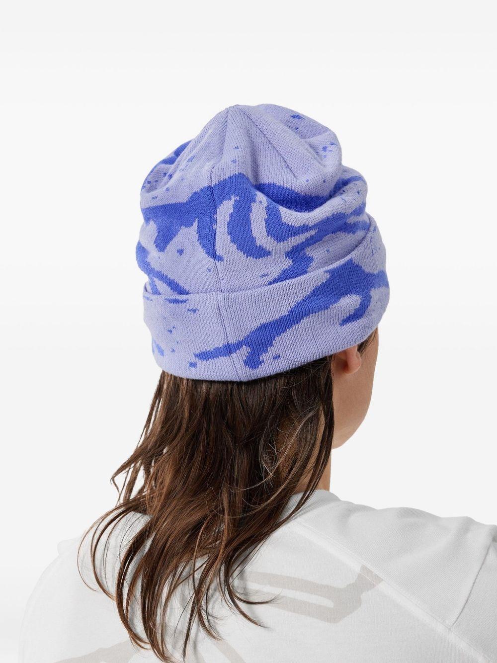 bird head pattern beanie Product Image