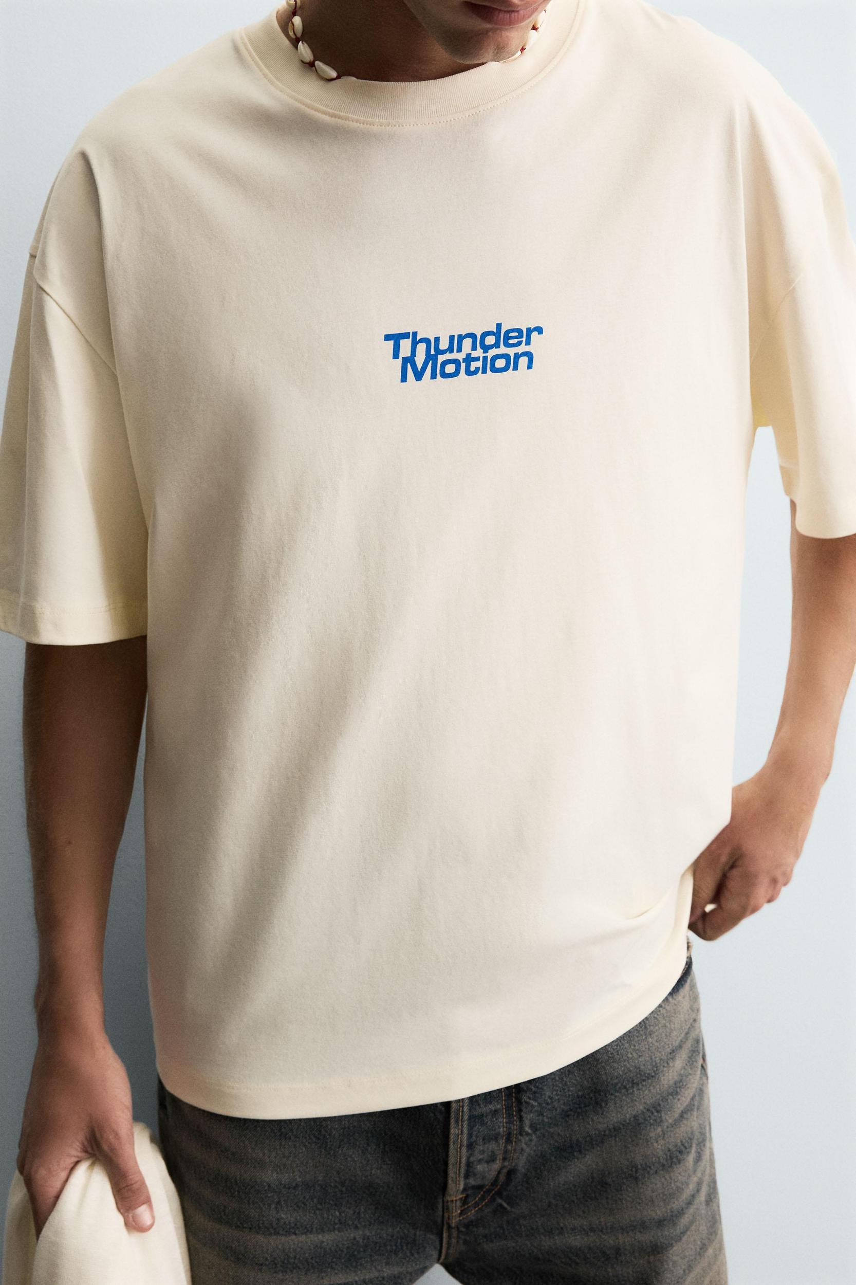 CONTRAST PRINT T-SHIRT Product Image