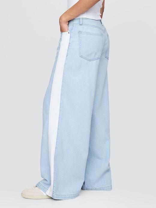 Mid Rise UltraSoft Baggy Jeans Product Image
