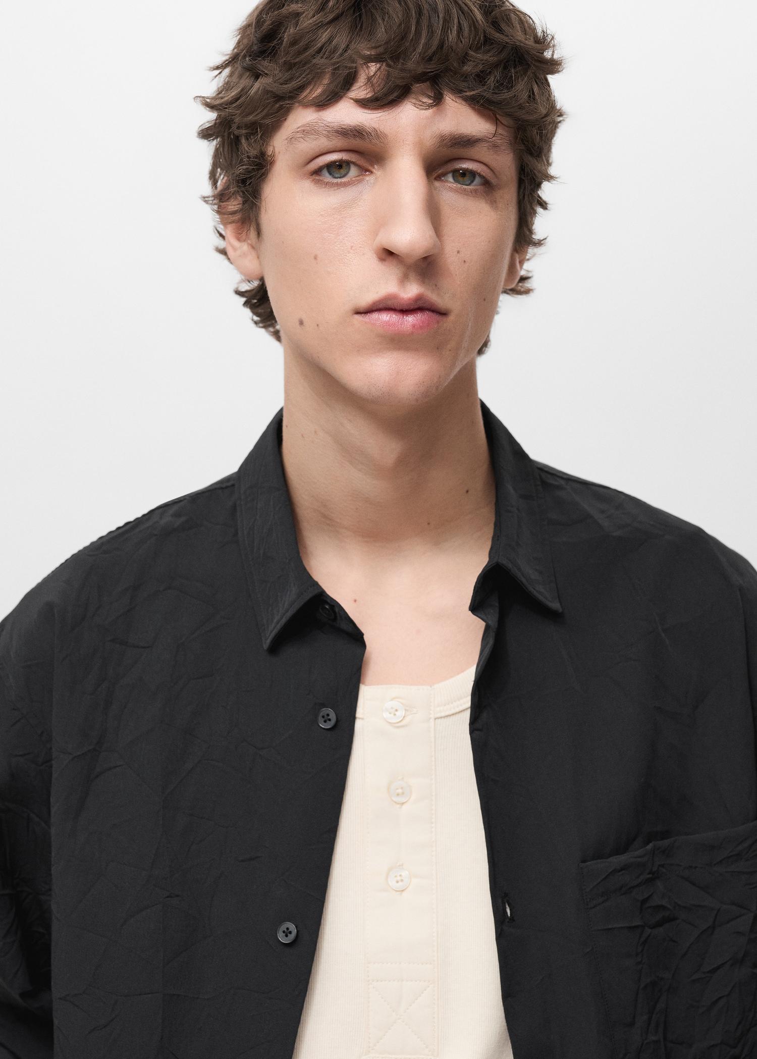 Creased-effect shirt - Men | MANGO USA Product Image