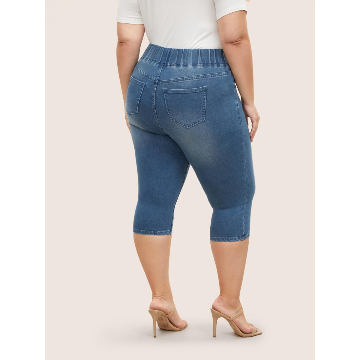 Plus Size Light Wash Button Detail Pull On Jegging Jeans Women Blue Casual Plain Non High stretch Slanted pocket Jeans BloomChic 14/1X Product Image