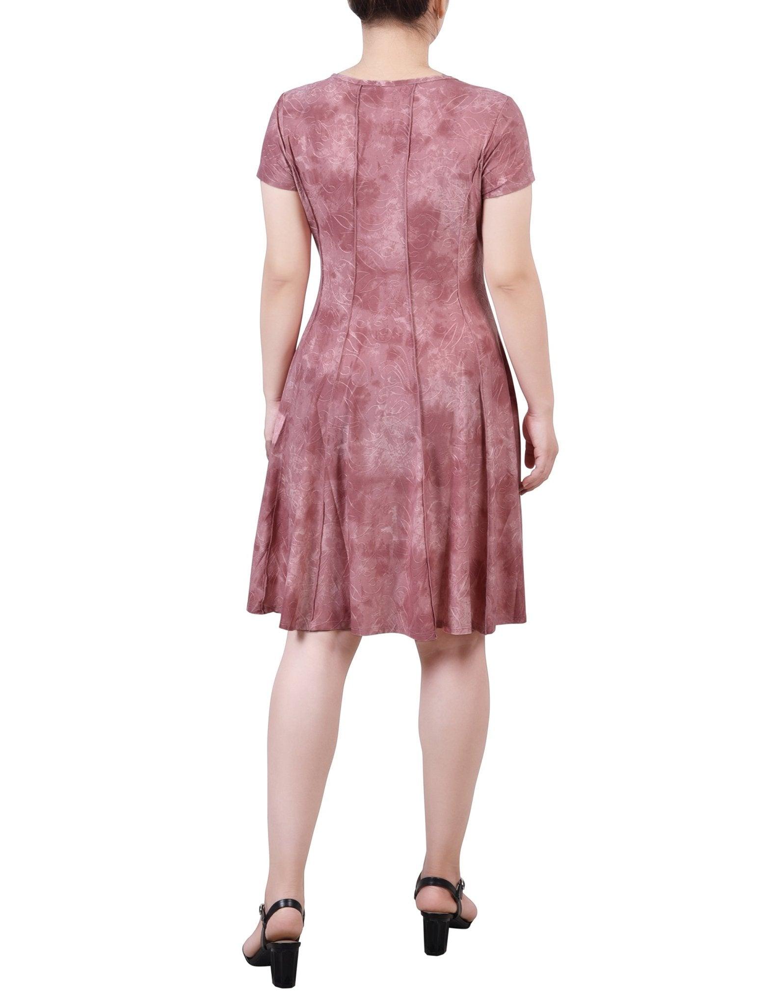 Mauve Tie Dye Short Sleeve Jacquard Knit Seamed Dress Product Image