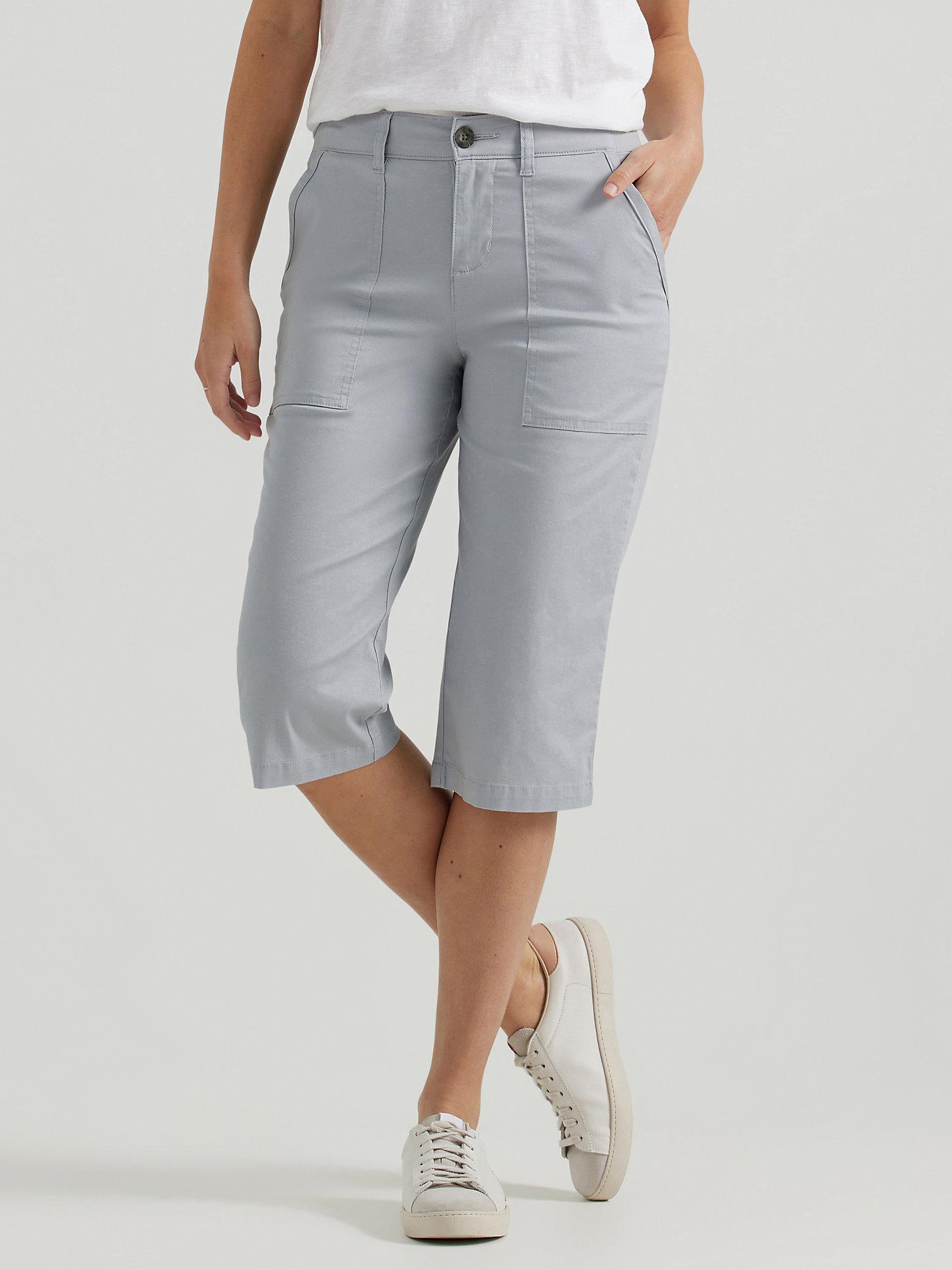 Women's Ultra Lux Comfort with Flex-to-Go Relaxed Fit Utility Skimmer | Women's Capris & Crops | Lee® Product Image