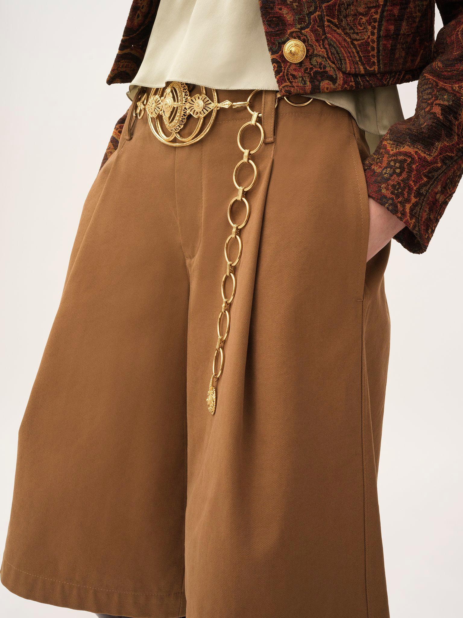 High-rise wide-leg bermuda shorts in cotton Product Image