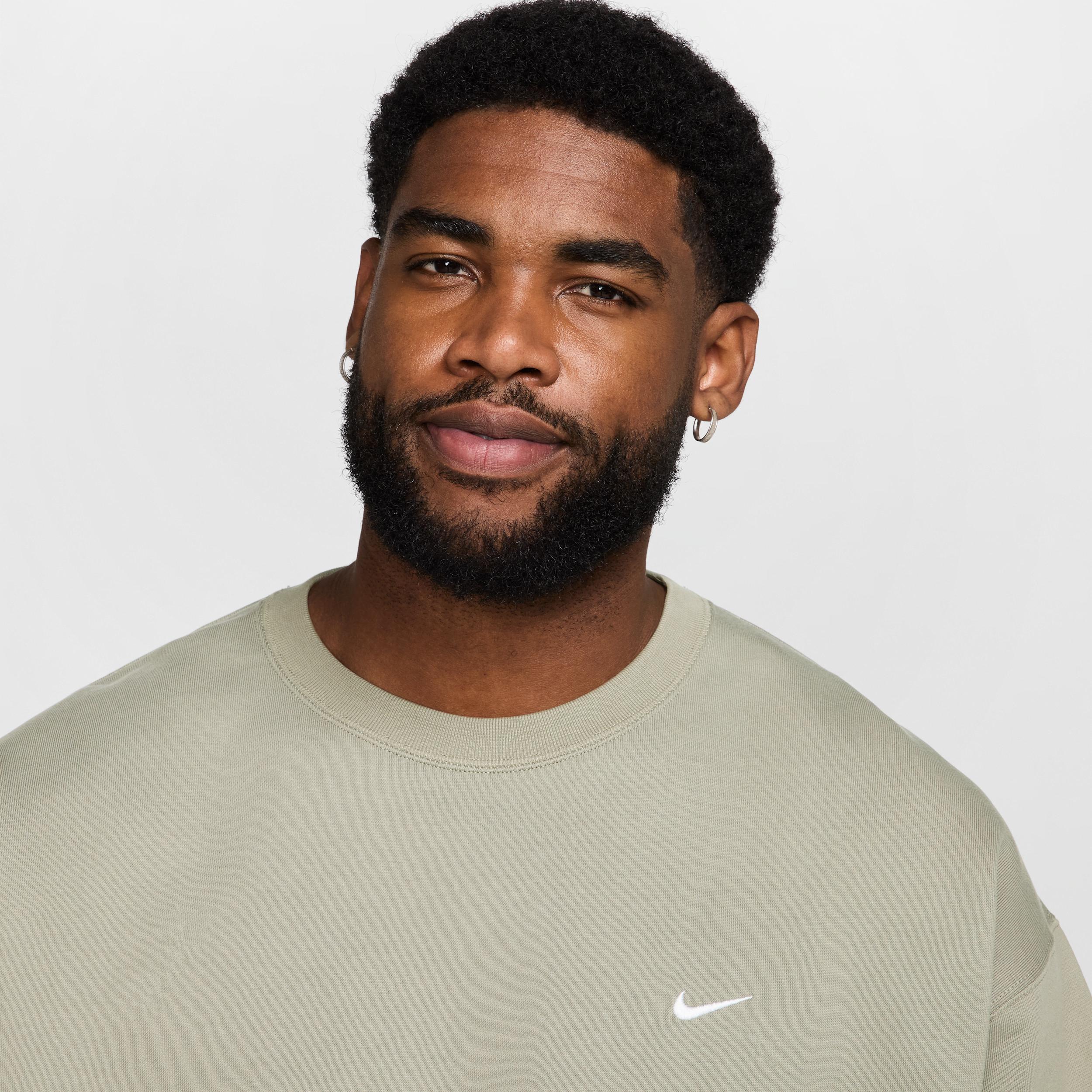 Nike Men's Solo Swoosh Fleece Crew Product Image