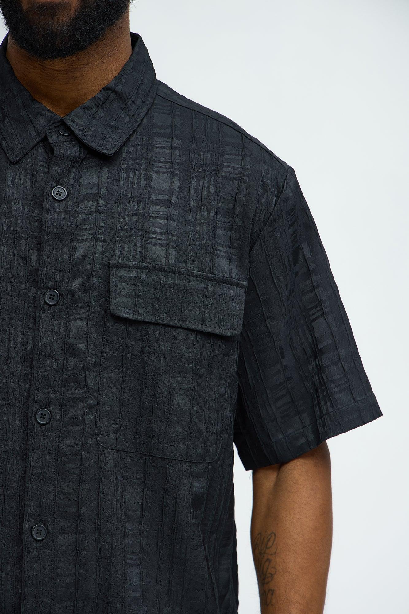 Plaid Crinkle Closed Collar Shirt - Black Product Image