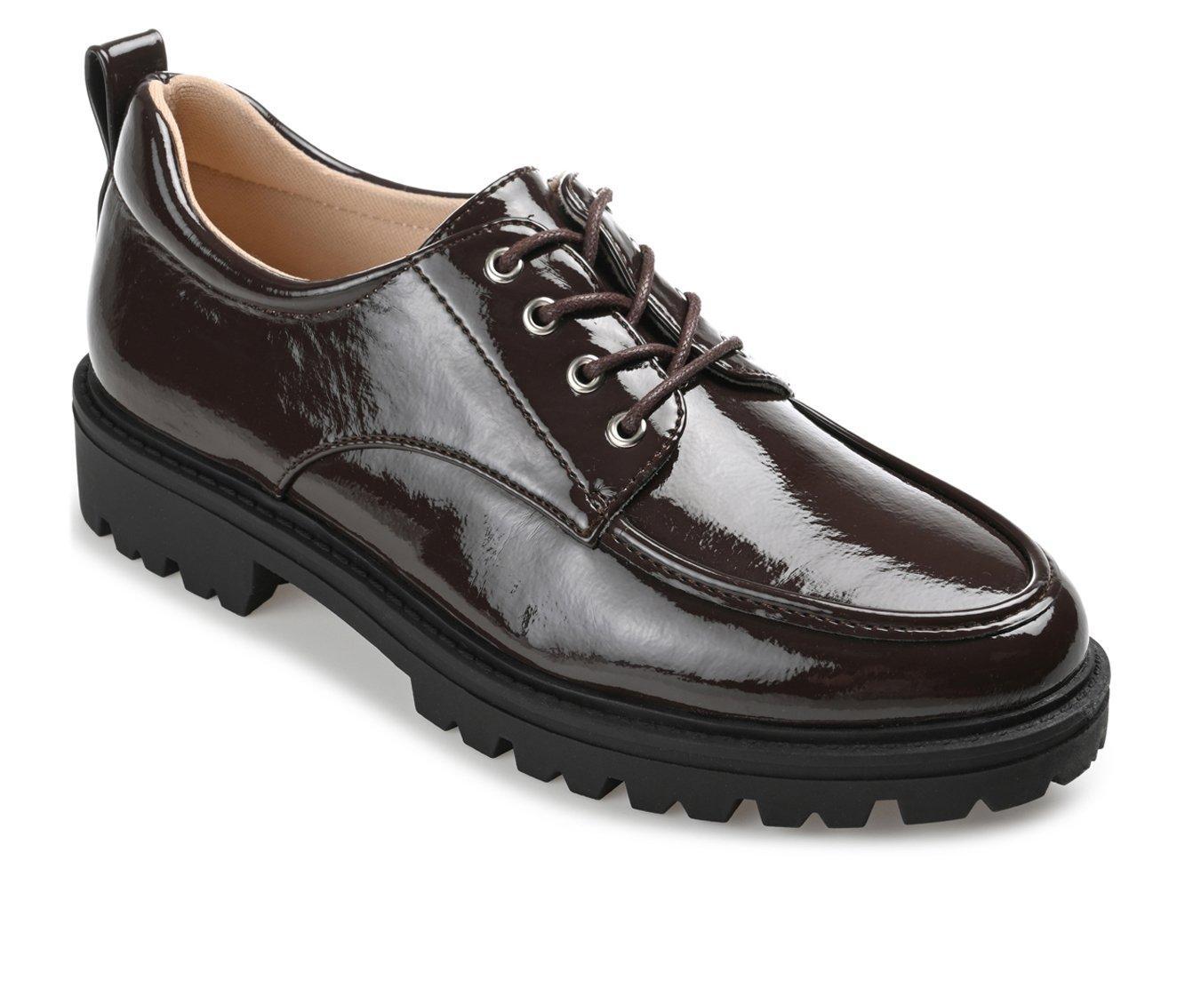 Women's Journee Collection Zina Lugged Oxfords Product Image