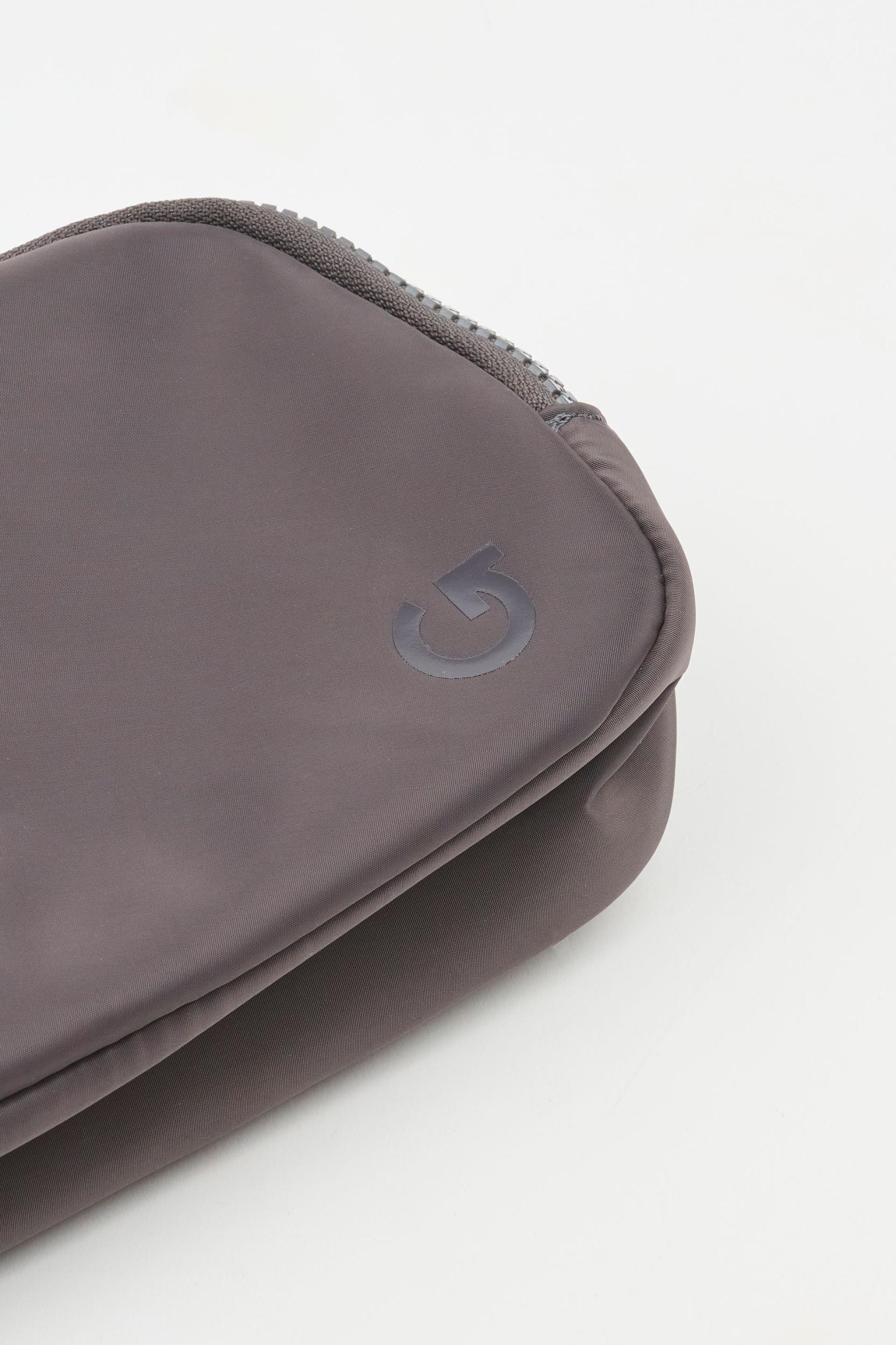 Active Belt Bag Product Image