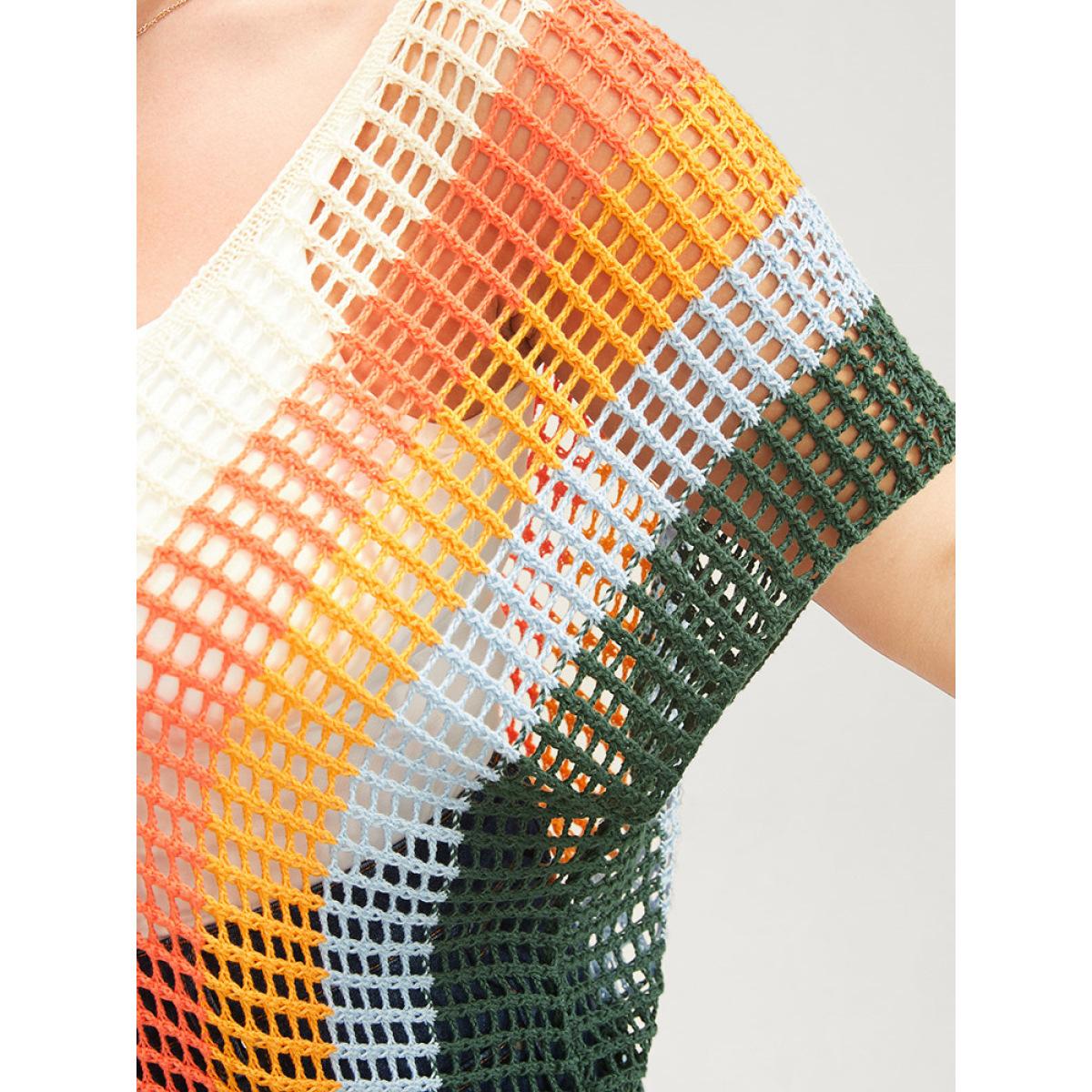 Plus Size Colorblock Contrast Dolman Sleeve Cut Out Tassels Hem Knit Top Multicolor Women Vacation Loose Sleeveless V-neck Dailywear Pullovers BloomChic 10/M Product Image