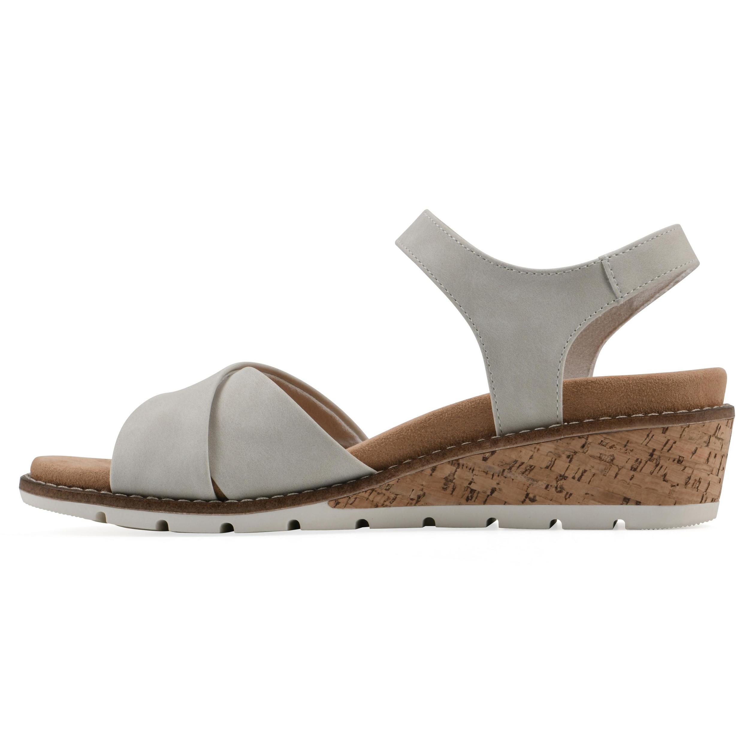 Women's Cliffs by White Mountain Tinna Wedges Product Image