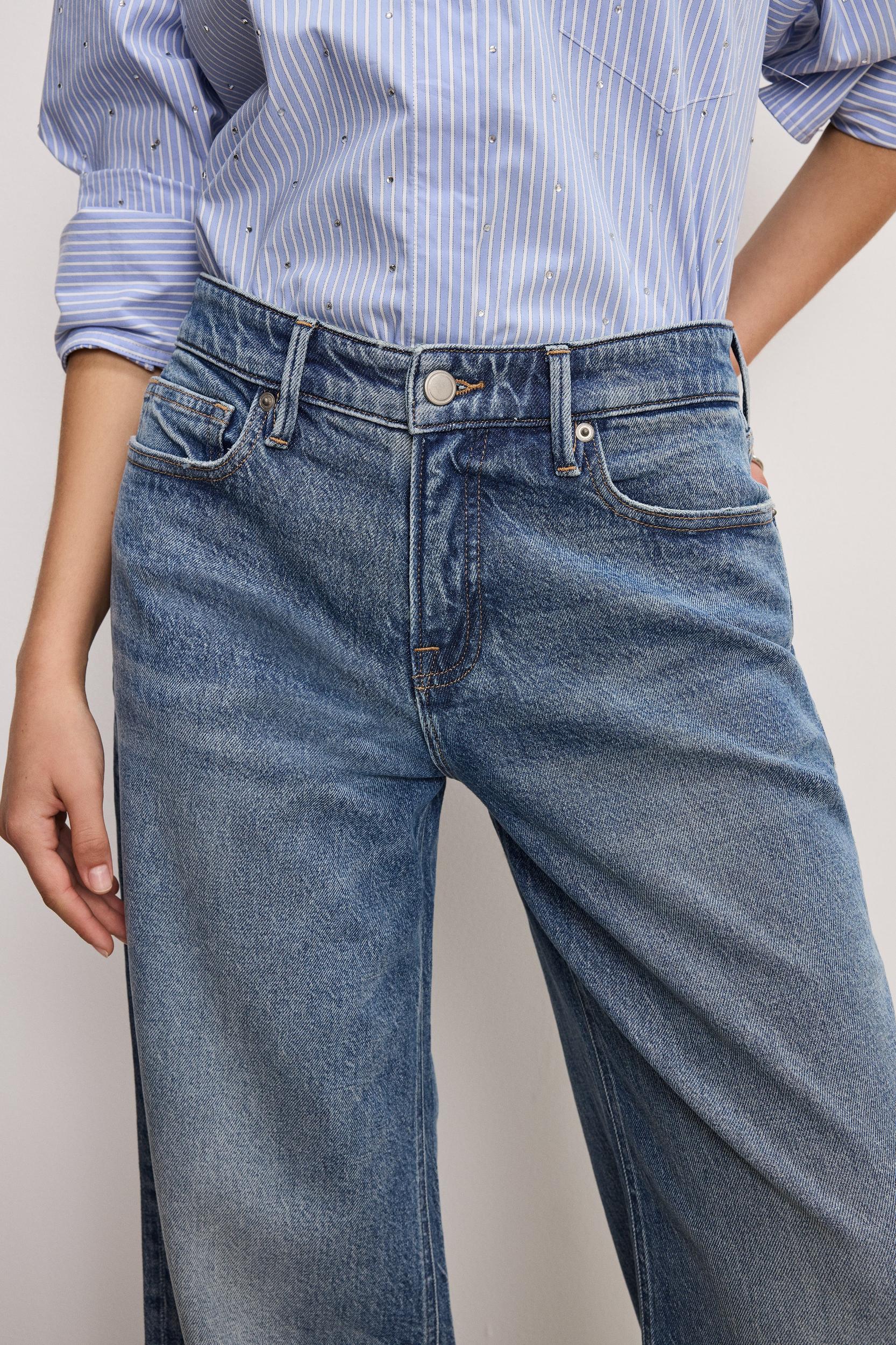 GOOD EASE PETITE RELAXED JEANS | INDIGO575 Product Image