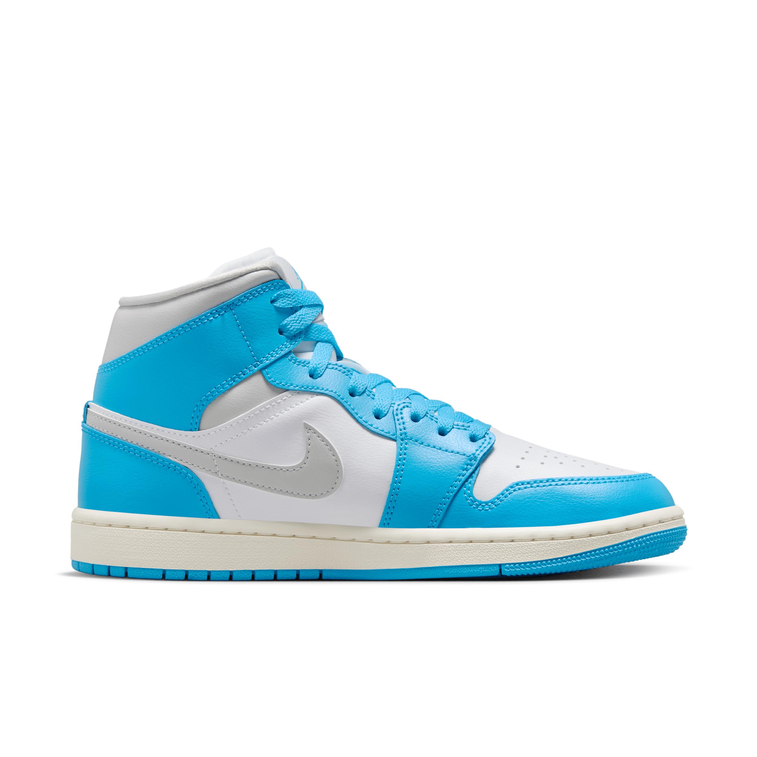Jordan Womens Jordan AJ 1 Mid - Womens Basketball Shoes Blue/Grey Product Image
