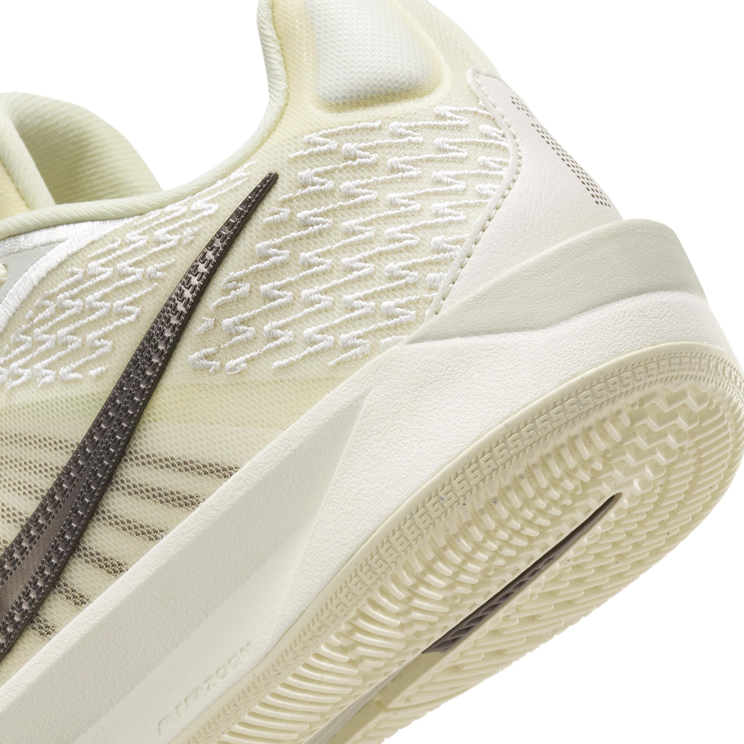 Sabrina 2 Basketball Shoes Product Image