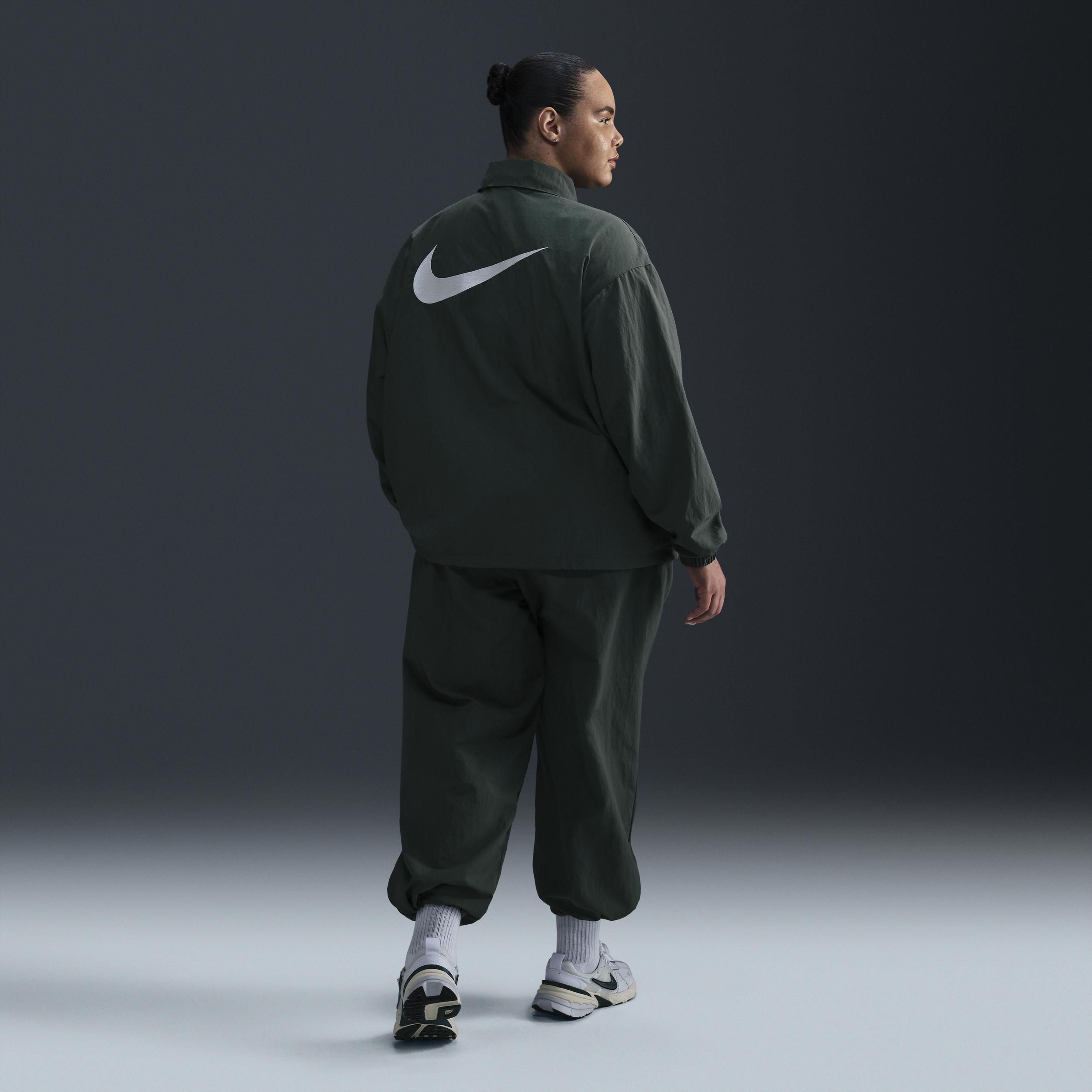 Nike Sportswear Everything Wovens Women's Mid-Rise Open-Hem Pants (Plus Size) Product Image