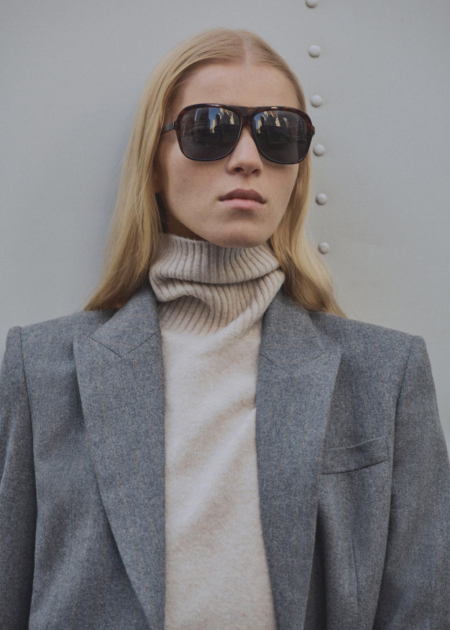 Virgin wool suit jacket - Women | MANGO USA Product Image