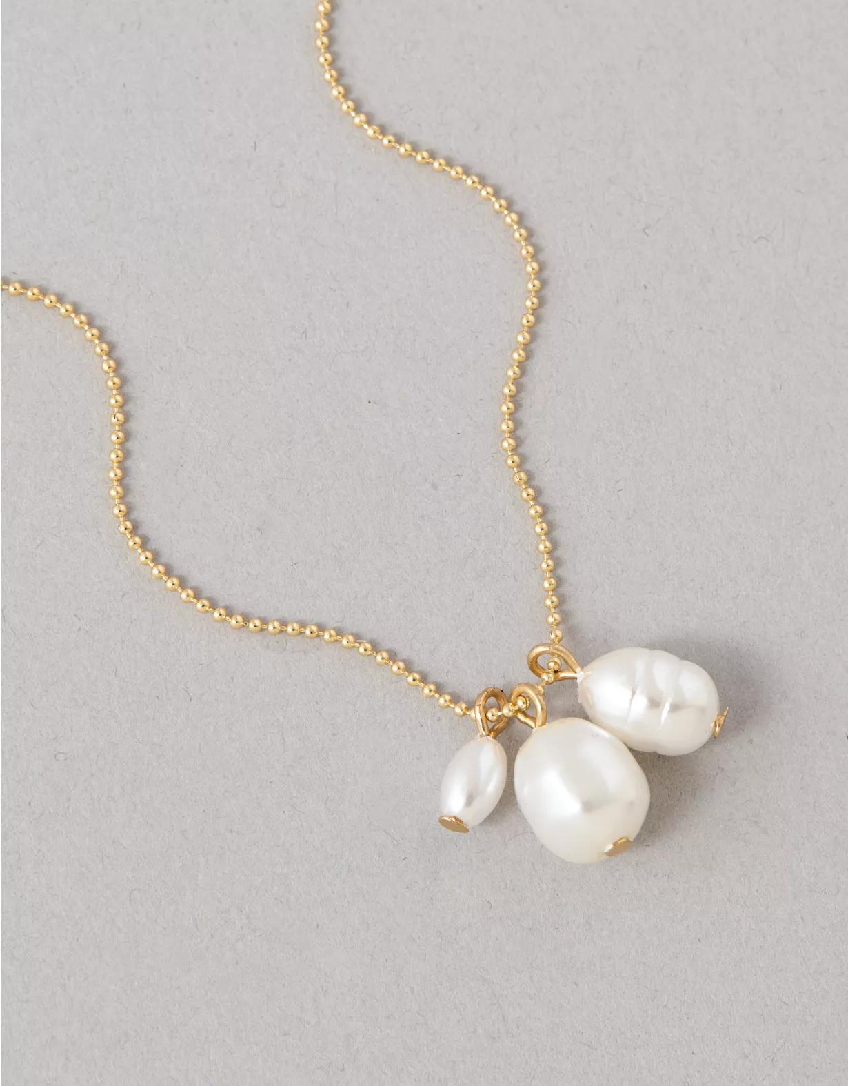 AEO Pearl Pendant Necklace Product Image