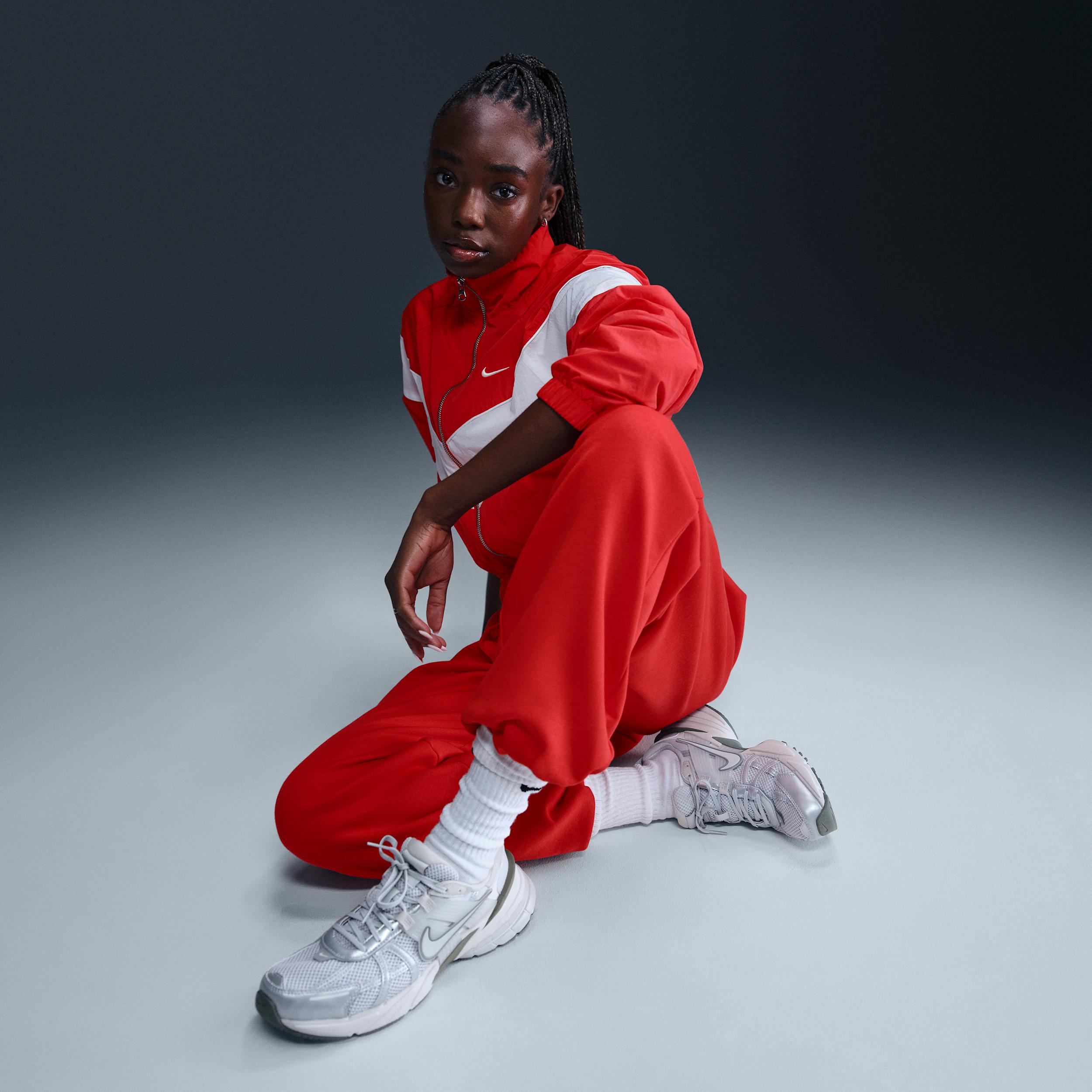 Women's Nike Sportswear Club Fleece Mid-Rise Oversized Sweatpants Product Image