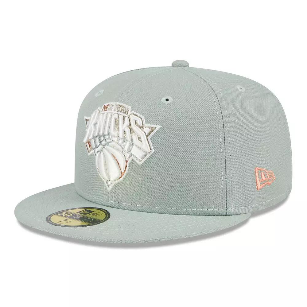 Men's New Era Green New York Knicks Springtime Camo 59FIFTY Fitted Hat,  Product Image