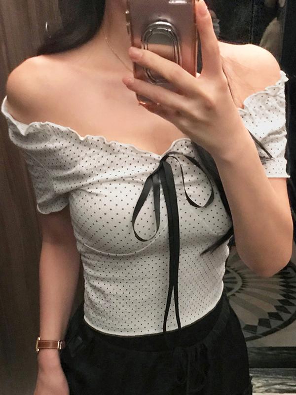 French Polka Dot Off-The-Shoulder Short-Sleeved T-Shirt Product Image