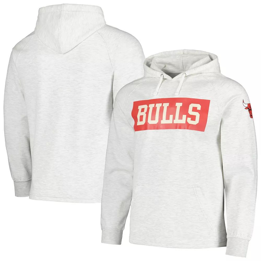Men's Fanatics Ash Chicago Bulls Softhand Raglan Tri-Blend Pullover Hoodie,  Product Image
