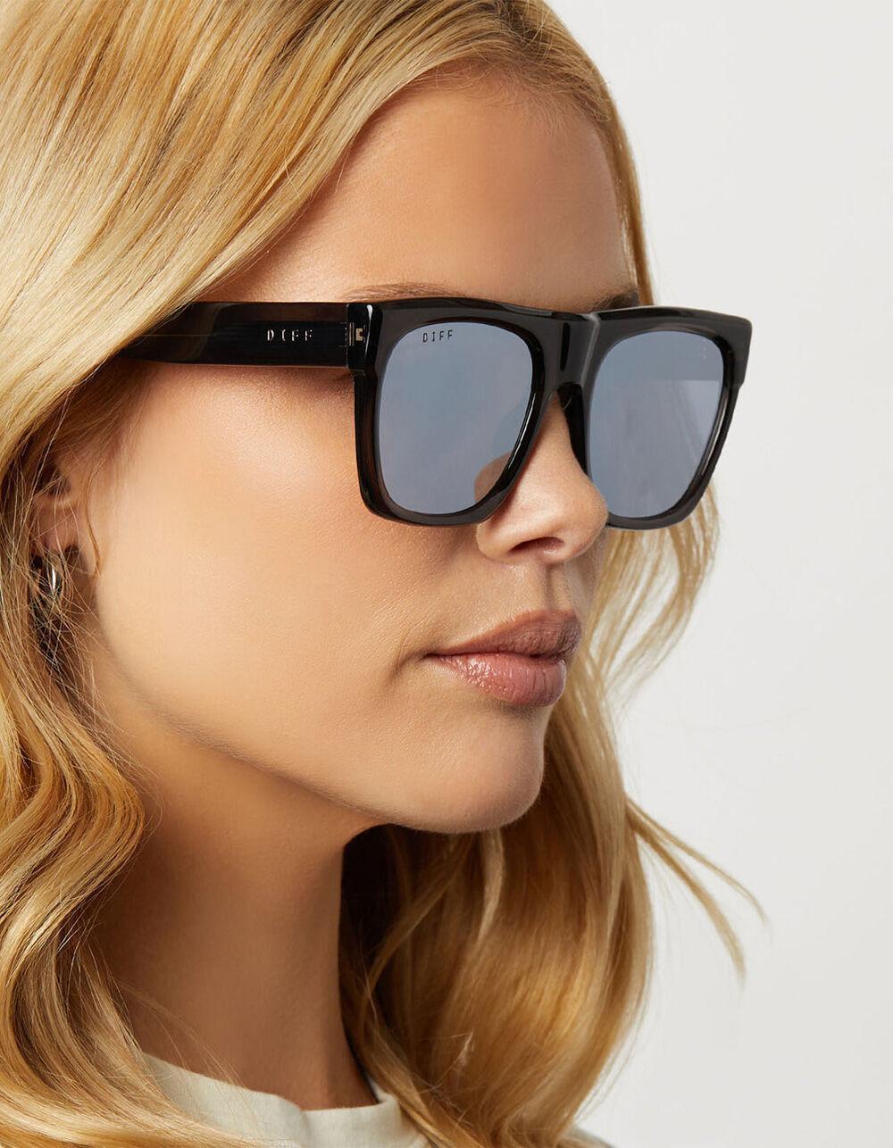 DIFF EYEWEAR Easton Sunglasses - BLK/SMOKE Product Image