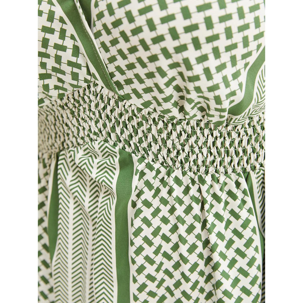 Plus Size Geometric Contrast Wrap Pocket Shirred Split Dress Green Women Vacation Pocket V-neck Short sleeve Curvy Midi Dress BloomChic 10/M Product Image