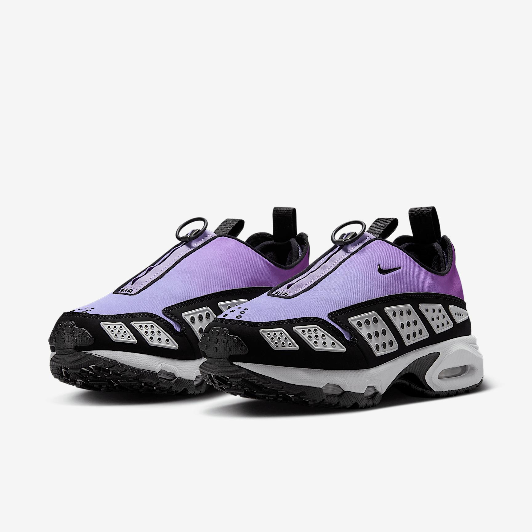 Nike Womens Air Max SNDR Shoes | HJ8080-500 Product Image