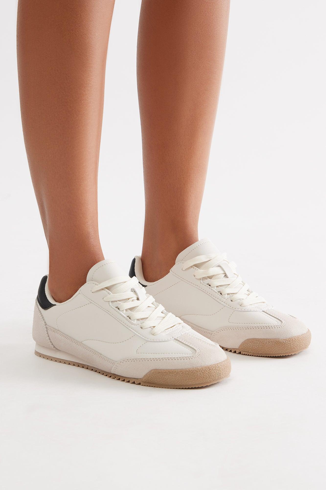 Justin Low Top Sneakers - Beige Female Product Image