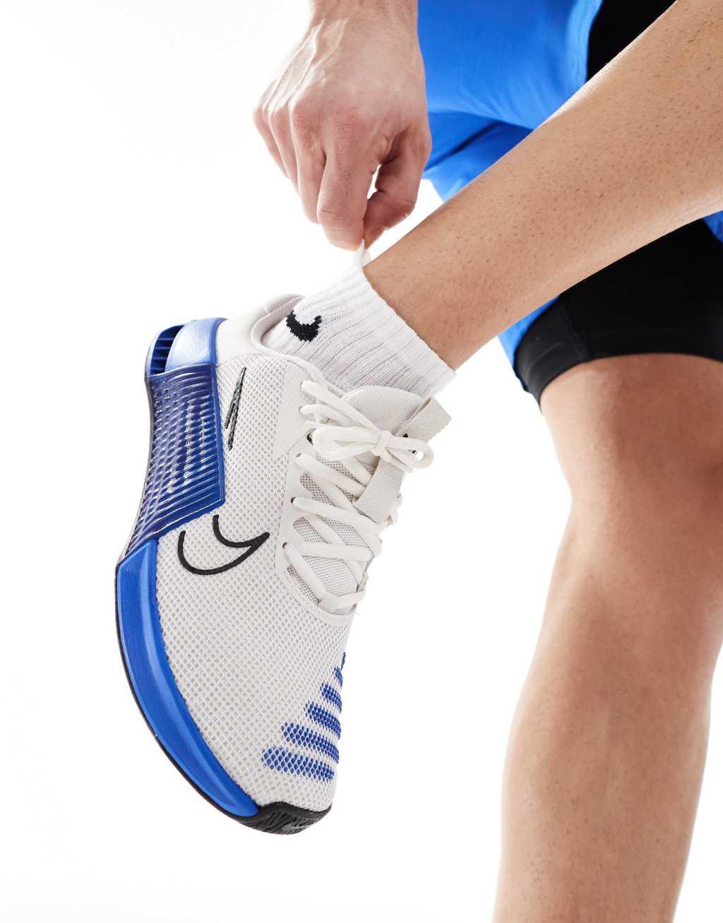 Nike Training Metcon 9 sneakers in white and blue Product Image