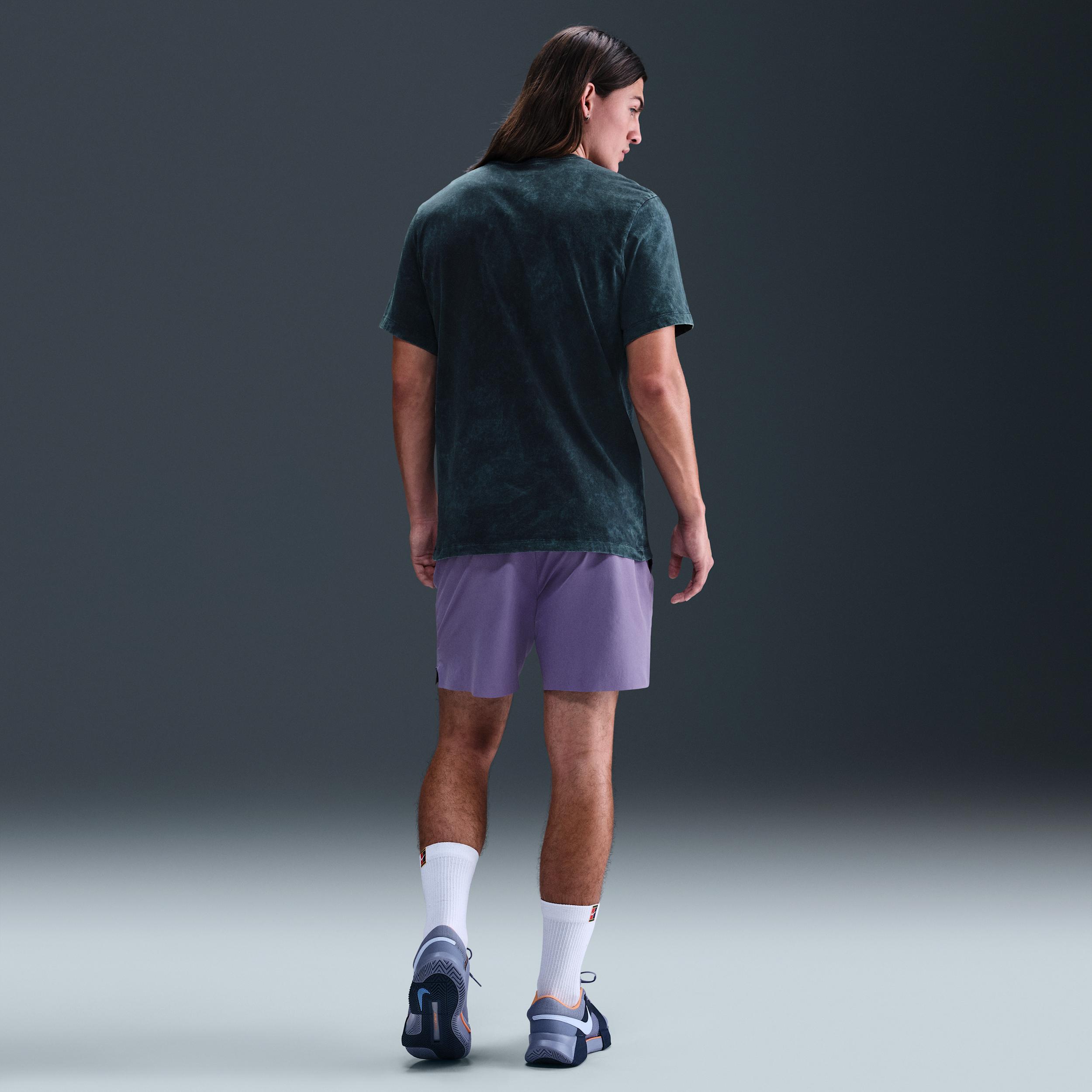 NikeCourt Men's Tennis T-Shirt Product Image