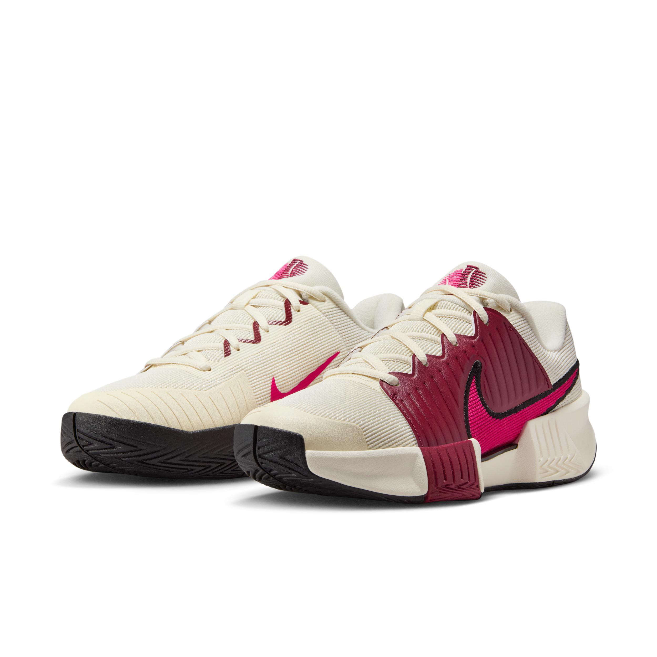 Nike GP Challenge Pro Women's Hard Court Tennis Shoes Product Image