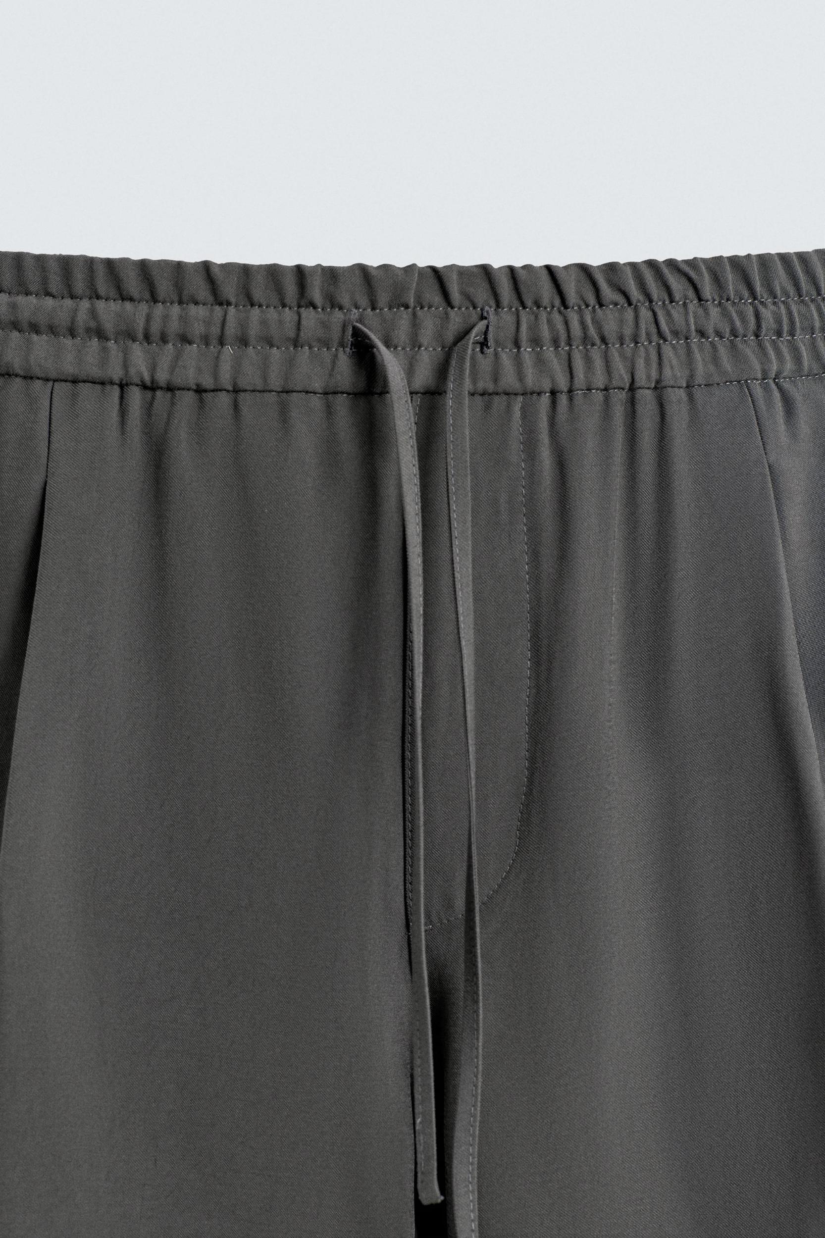 FLOWY TOPSTITCHED PANTS Product Image