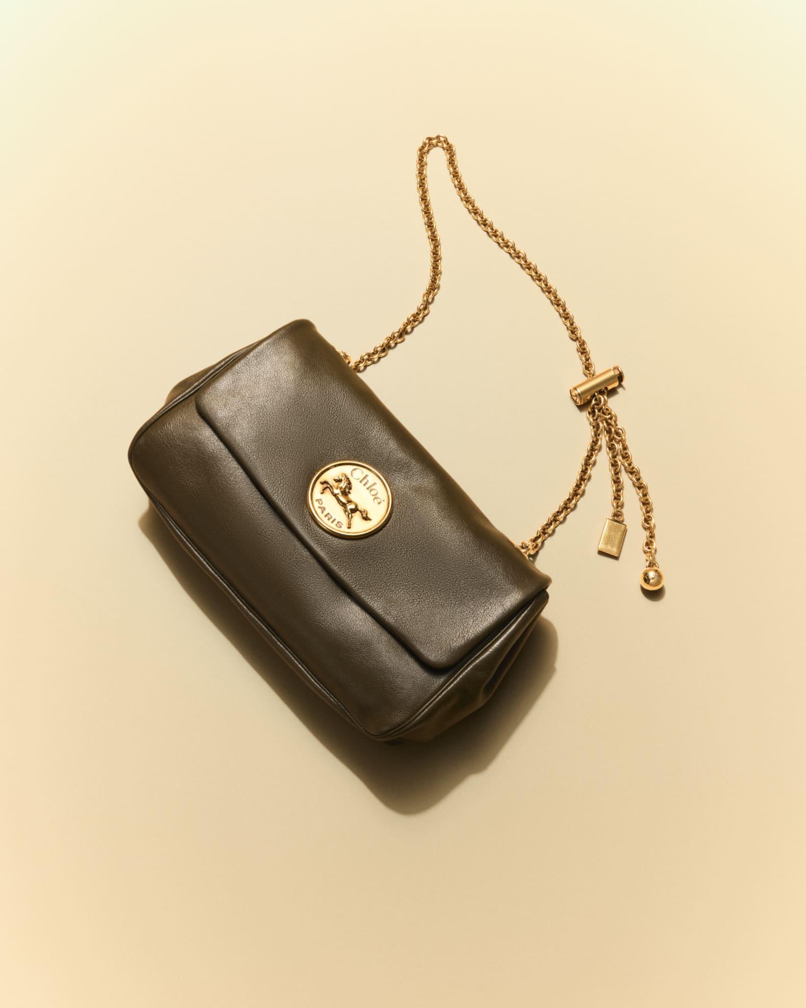 Heritage Medium Crossbody Bag in Grained Leather  Product Image