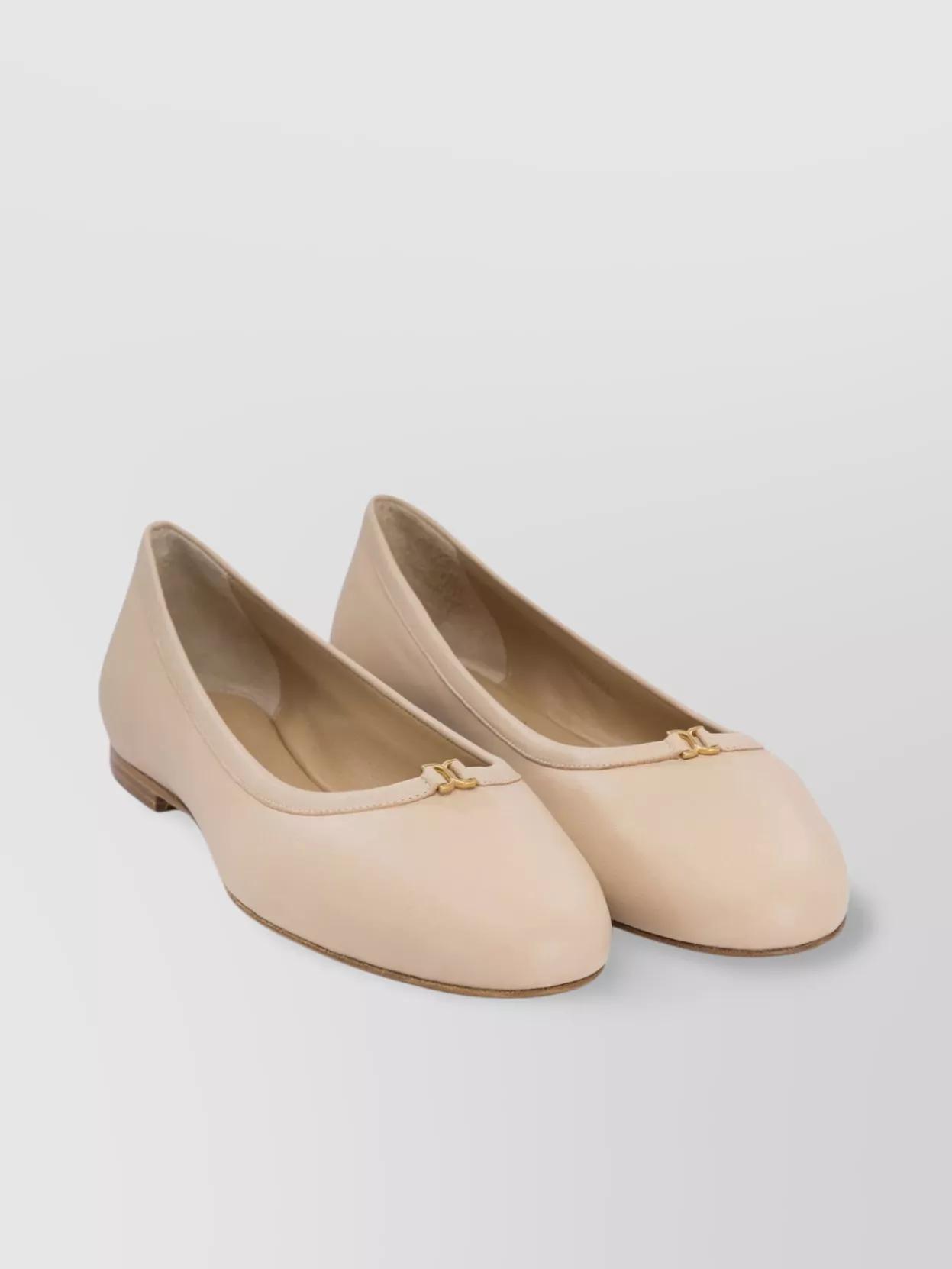 CHLOÉ Woman Ballet Flats Sand Size 9 Leather In Beige Product Image