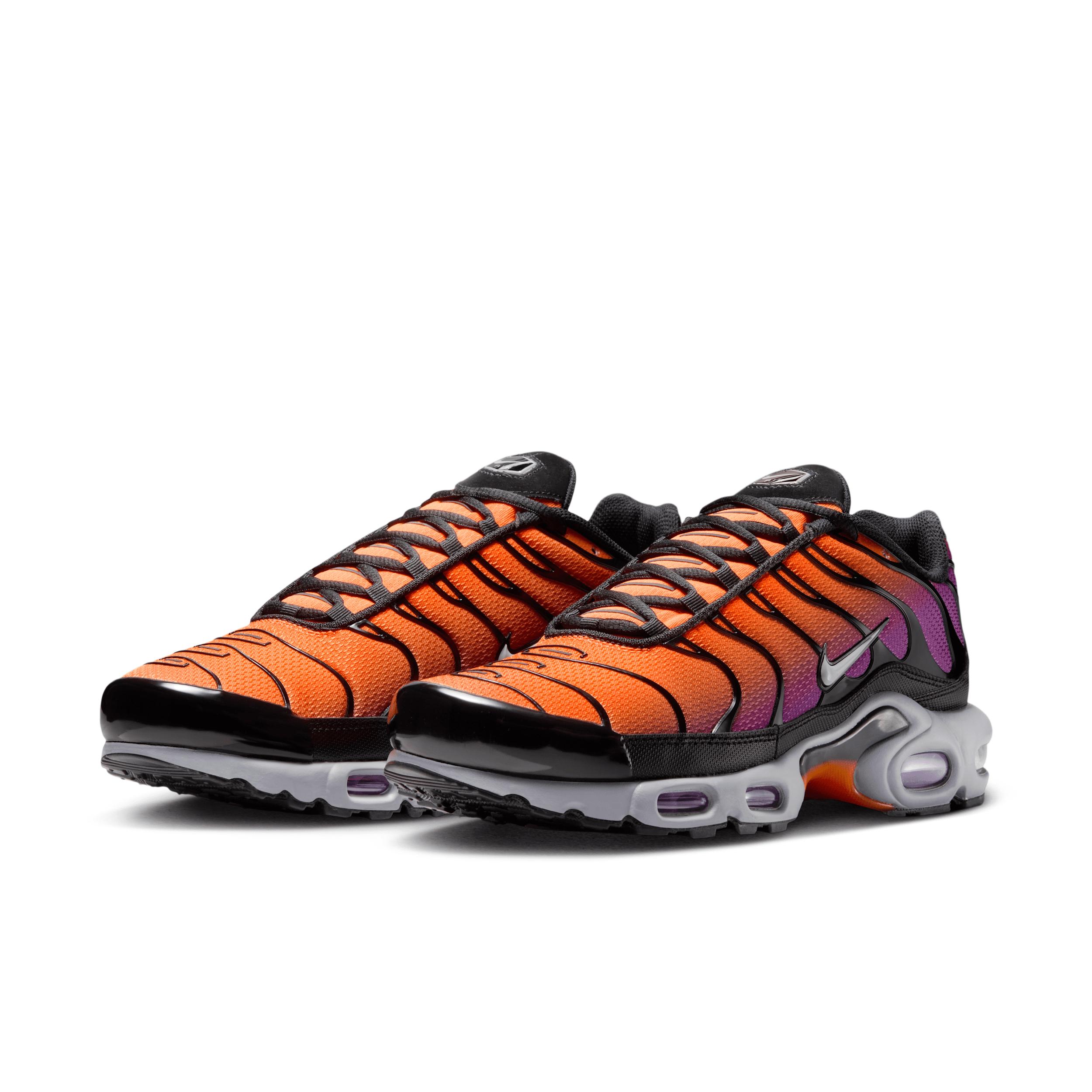 Nike Men's Air Max Plus Shoes Product Image