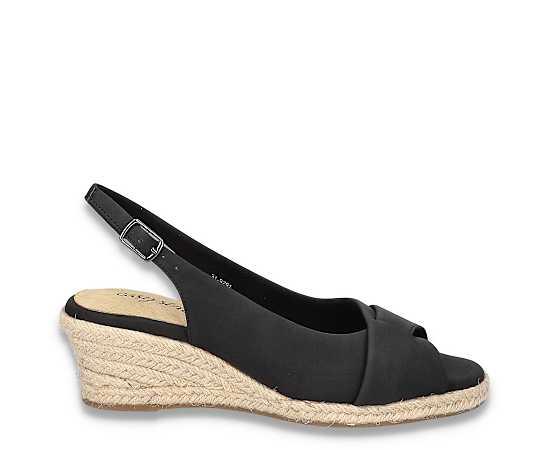 Easy Street Womens Devlin Wedge Sling Back Sandal Product Image