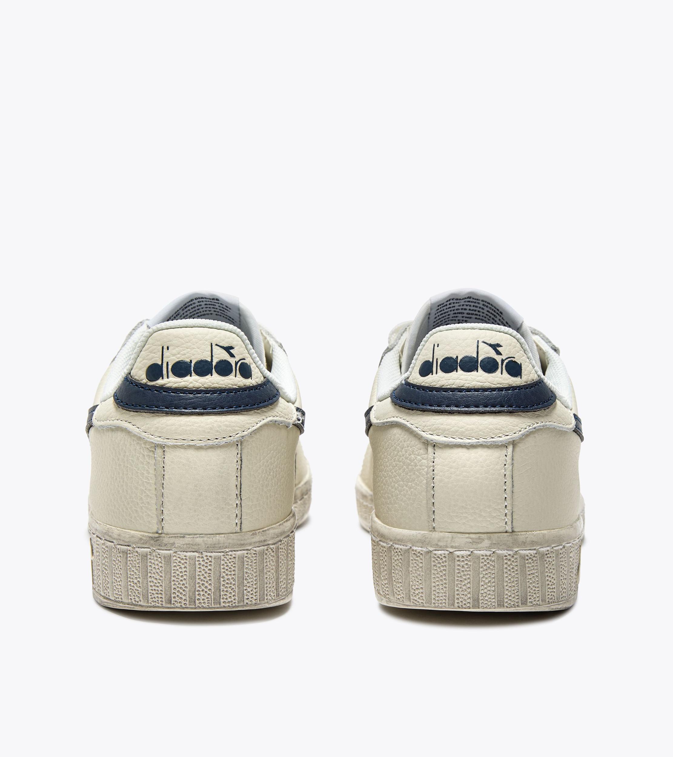 GAME L LOW WAXED Product Image