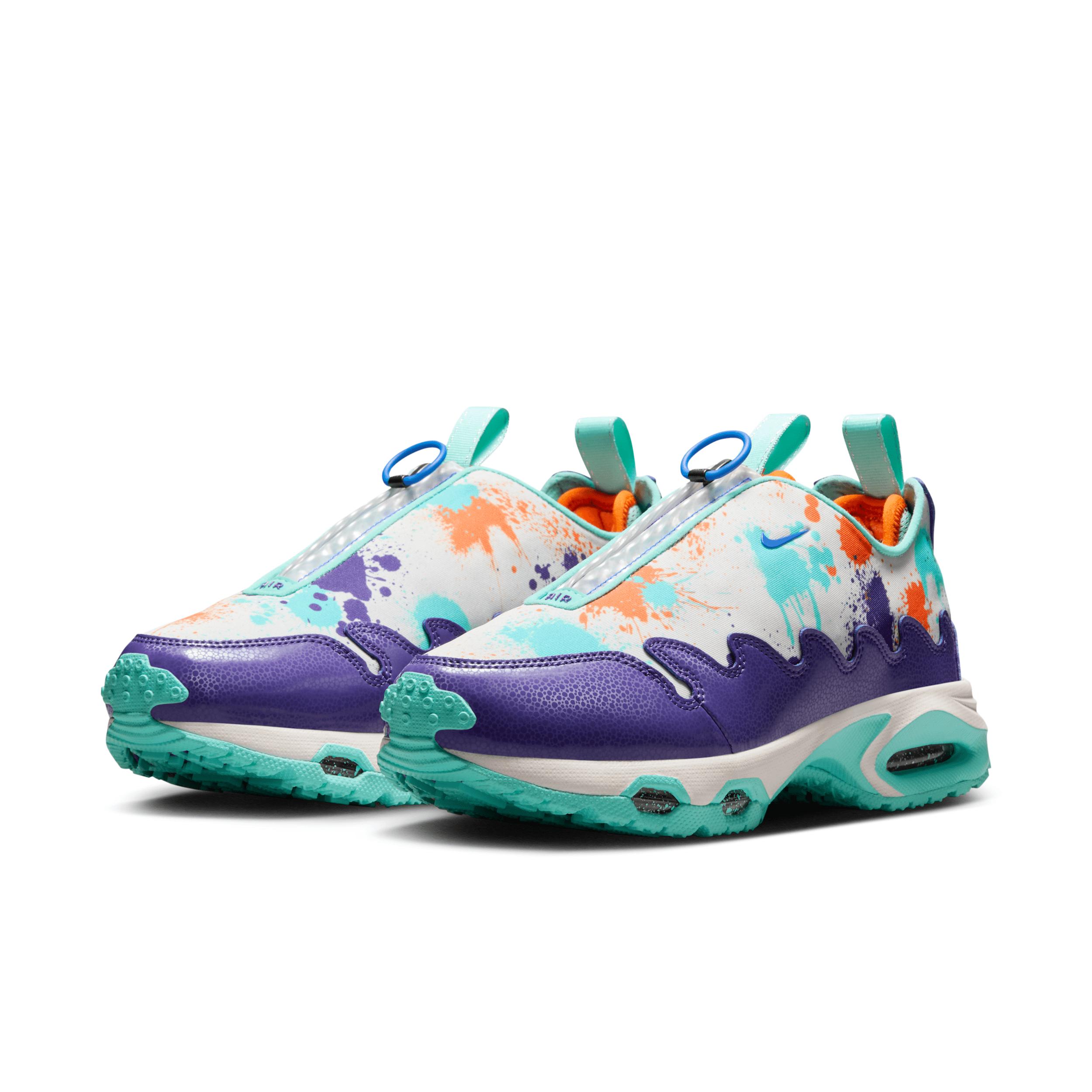 Nike Womens Air Max SNDR x Doernbecher Freestyle Quin Shoes | IB6068-920 Product Image