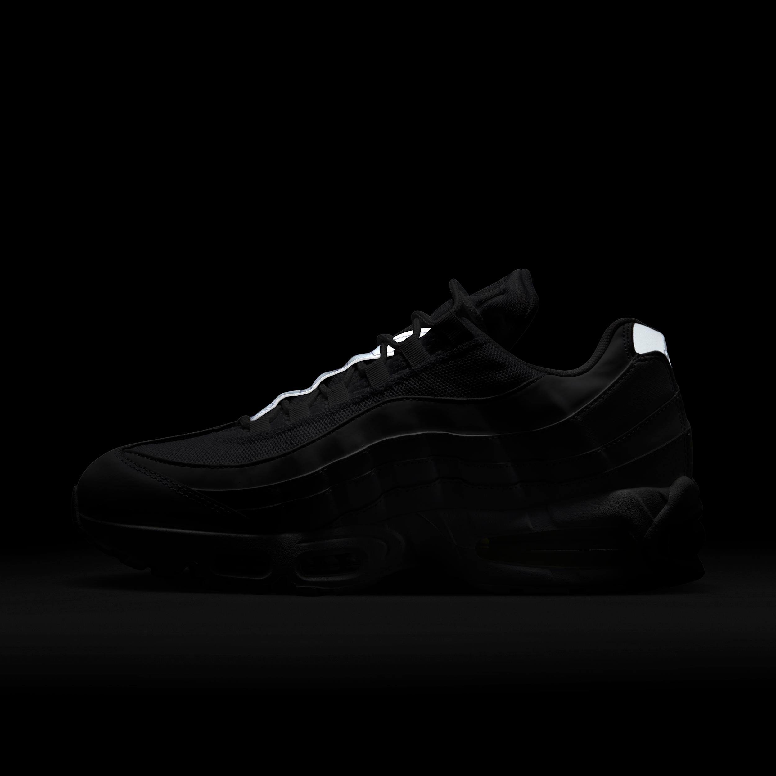 Nike Mens Air Max 95 Big Bubble Shoes | HM8755-100 Product Image