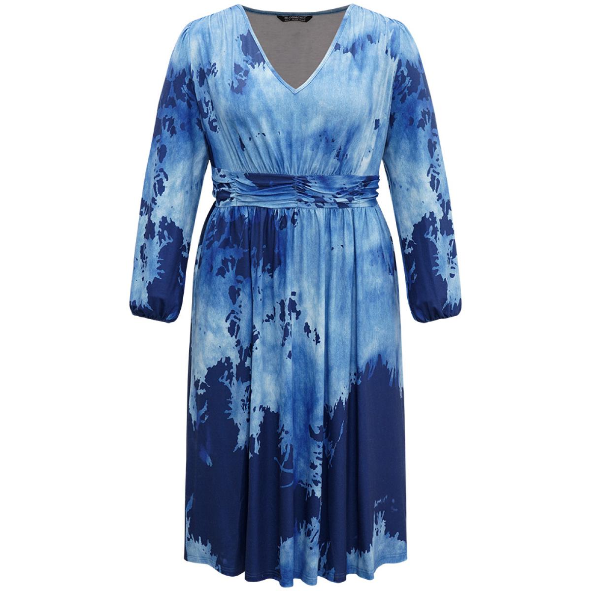 Plus Size Tie Dye Ruched Pocket Lantern Sleeve Dress Indigo Women Casual Elastic cuffs V-neck Long Sleeve Curvy Midi Dress BloomChic 28/5X Product Image